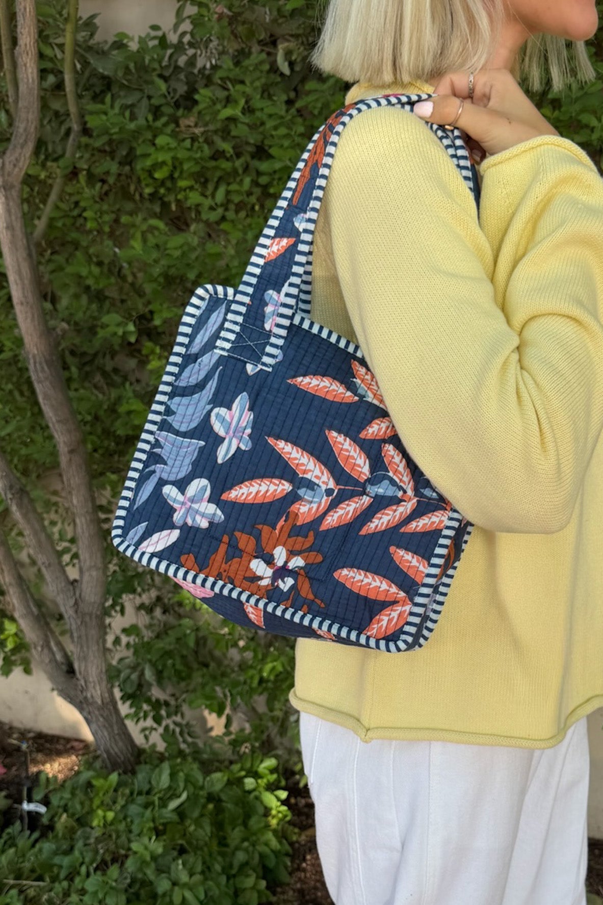 Mini Market Quilted Tote Bag in Floral Navy