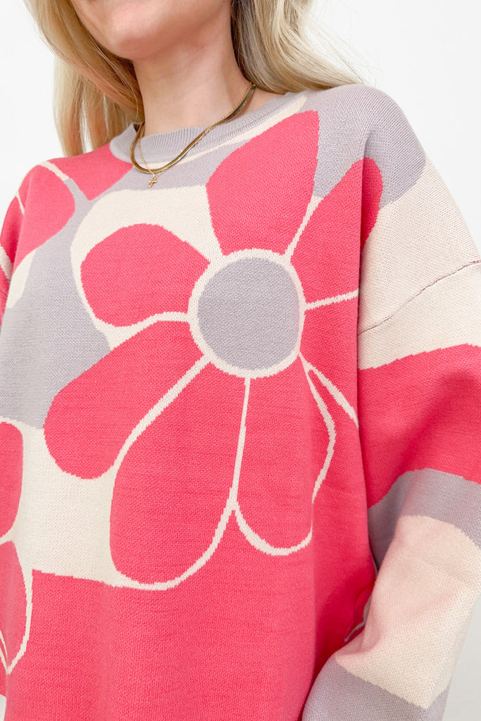 Daisy Retro Floral Sweater in Lilac and Fuchsia