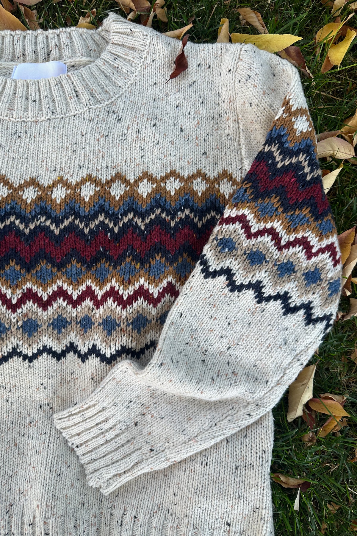The Highlands Fair Isle Pullover Sweater in Maroon & Blue