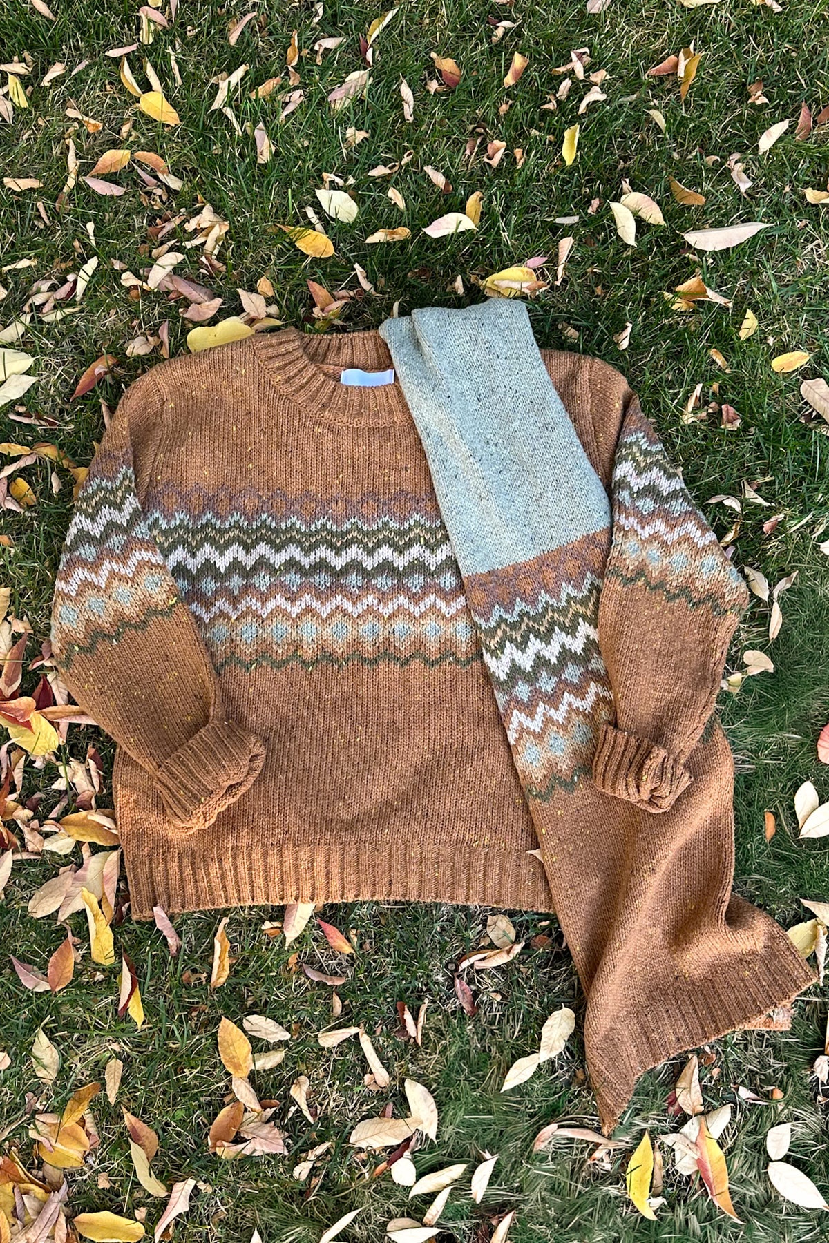 The Highlands Fair Isle Pullover Sweater in Rust & Olive