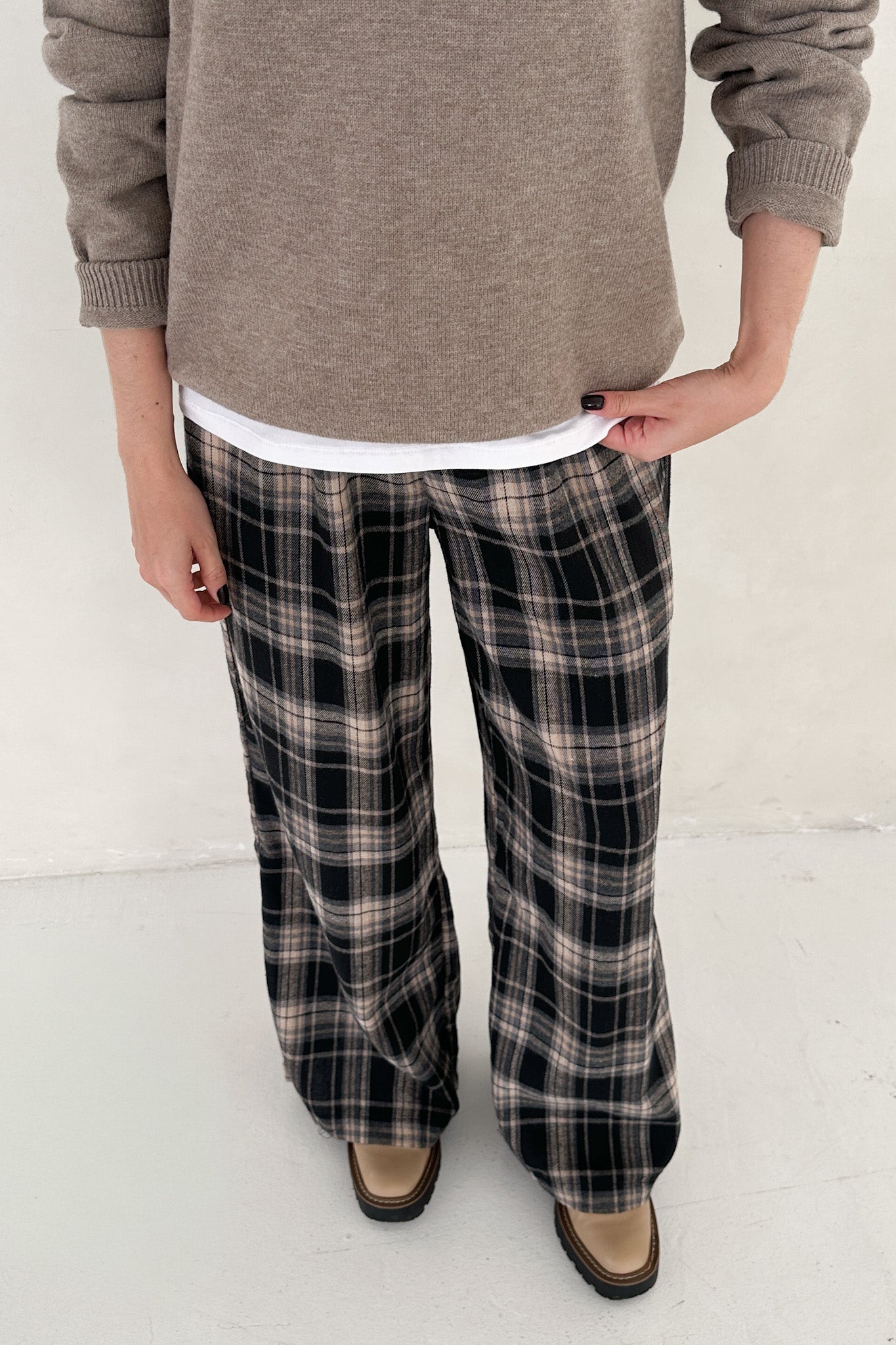 Aspen Pajama Style Pants in Black - Neutral Ground