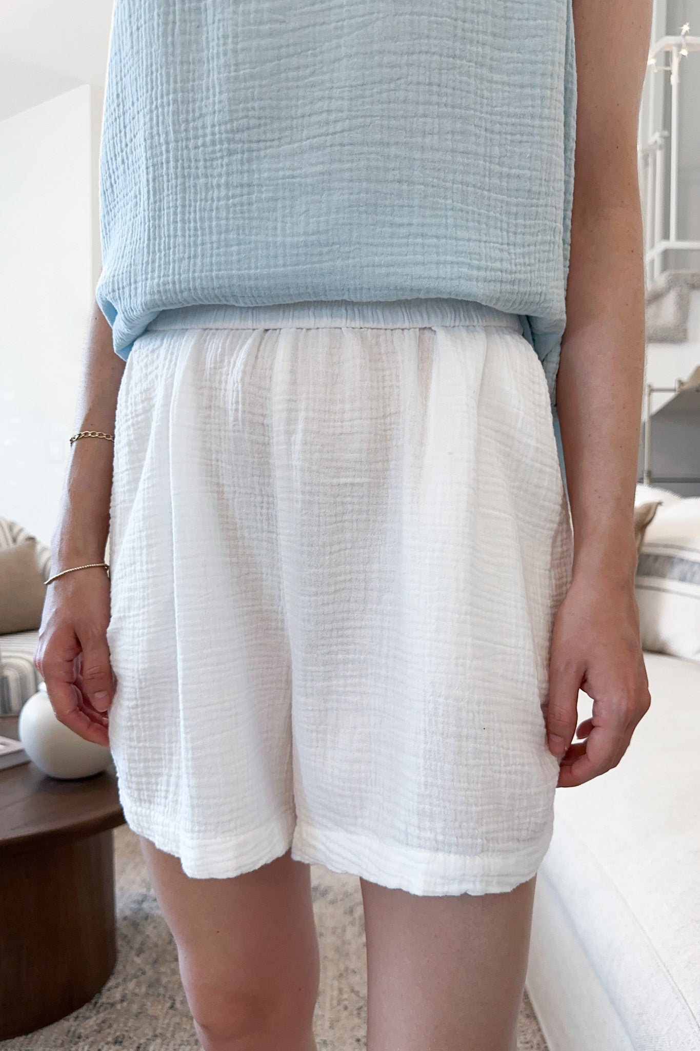 August Cotton Shorts in Coconut - Neutral Ground