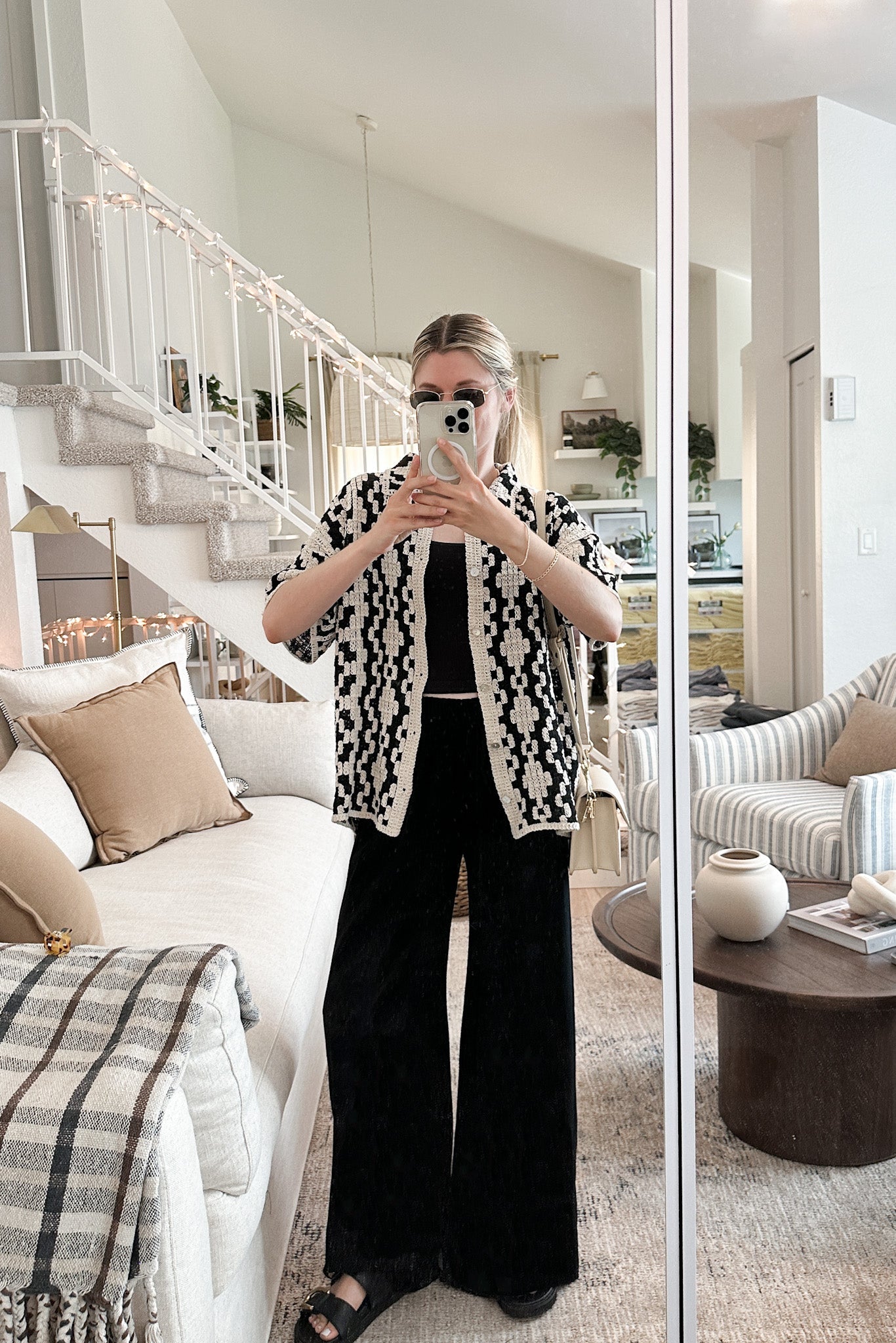 Beckham Linen Blend Pants in Black - Neutral Ground