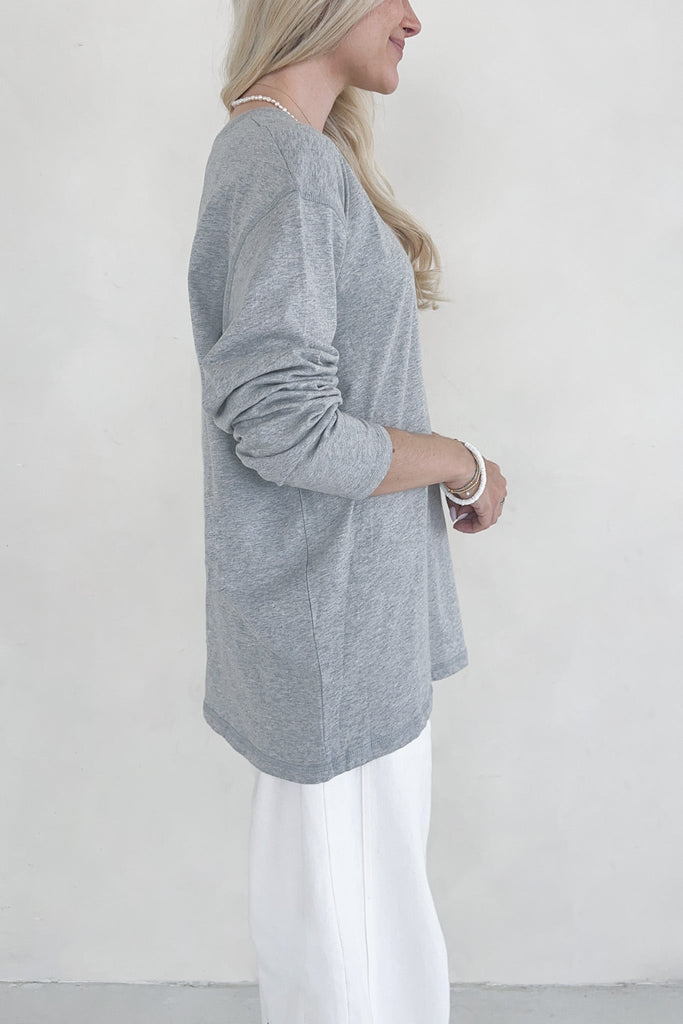 Billie Organic Cotton Boyfriend Tee in Grey - Neutral Ground