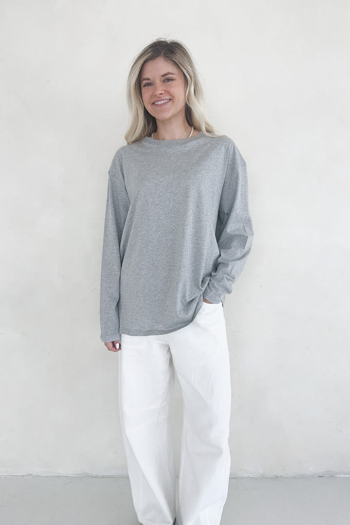 Billie Organic Cotton Boyfriend Tee in Grey - Neutral Ground