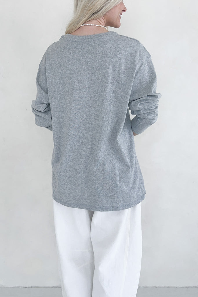 Billie Organic Cotton Boyfriend Tee in Grey - Neutral Ground