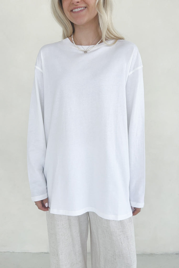 Billie Organic Cotton Boyfriend Tee in White - Neutral Ground