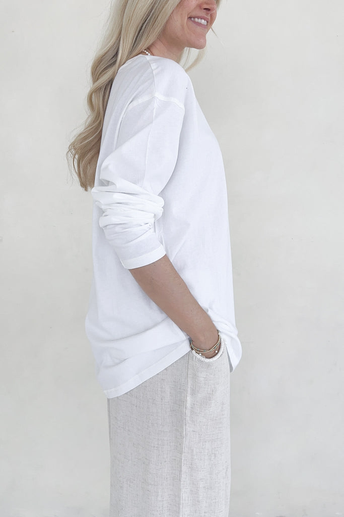 Billie Organic Cotton Boyfriend Tee in White - Neutral Ground