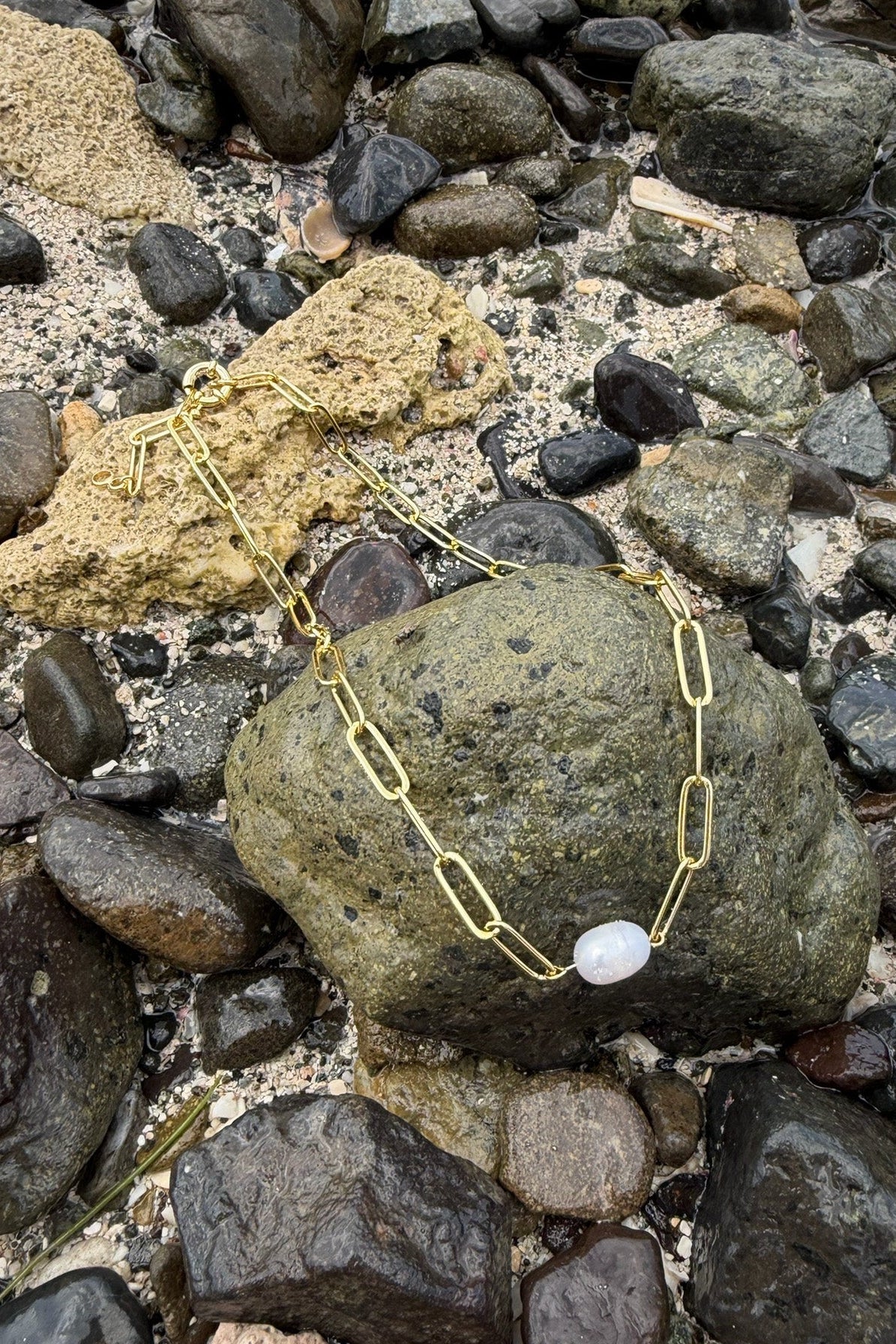 Cape Pearl Necklace - Neutral Ground