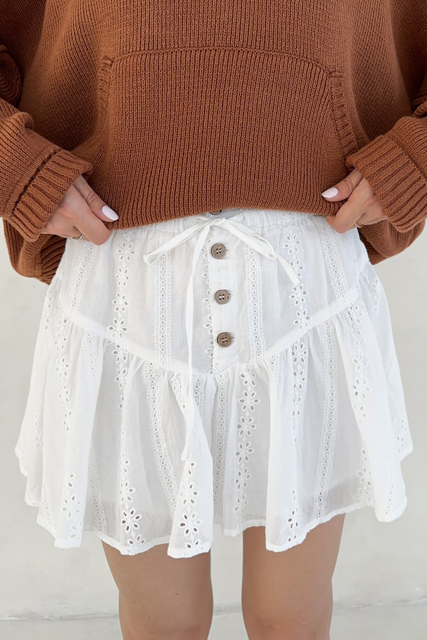 Caris Drawstring Waist Eyelet Mini Skort - Neutral Ground