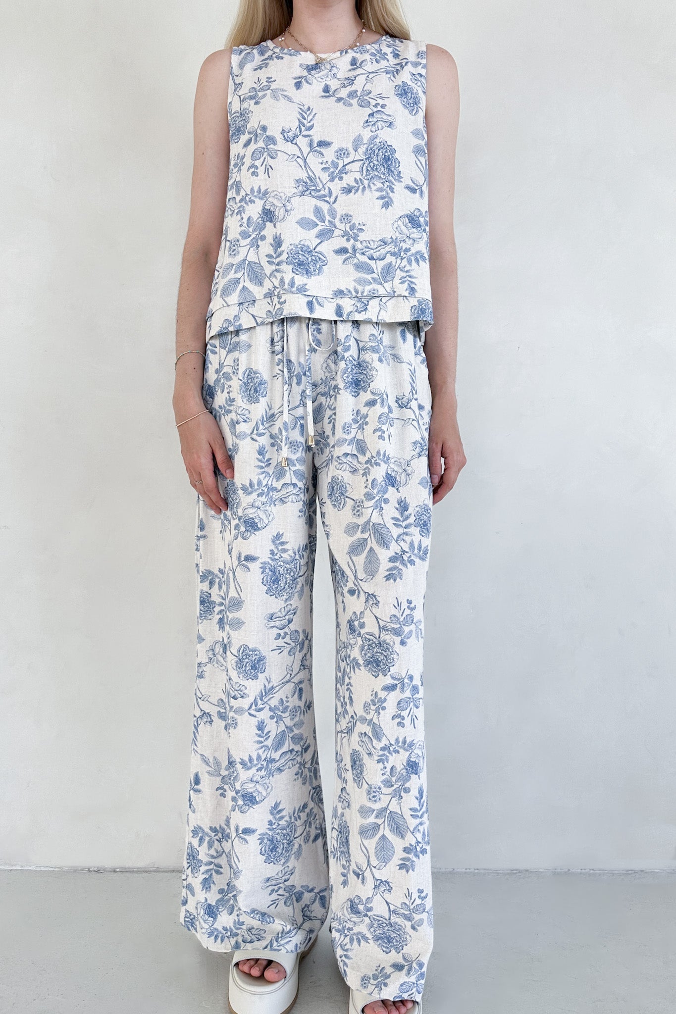 Château Printed Soft Linen Blend Pants - Neutral Ground