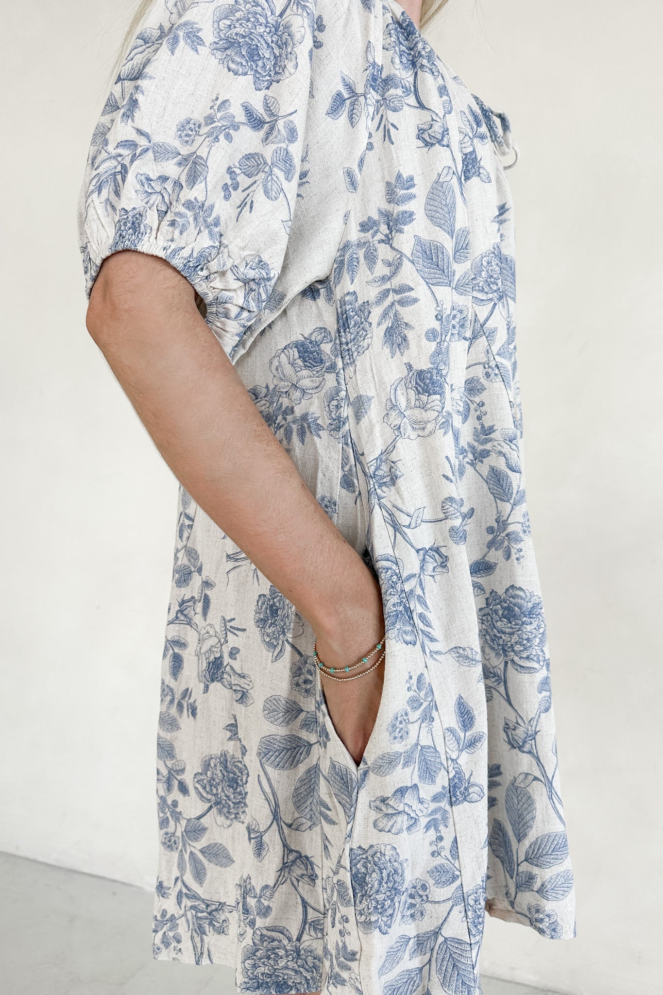 Château Printed Soft Linen Blend Romper - Neutral Ground