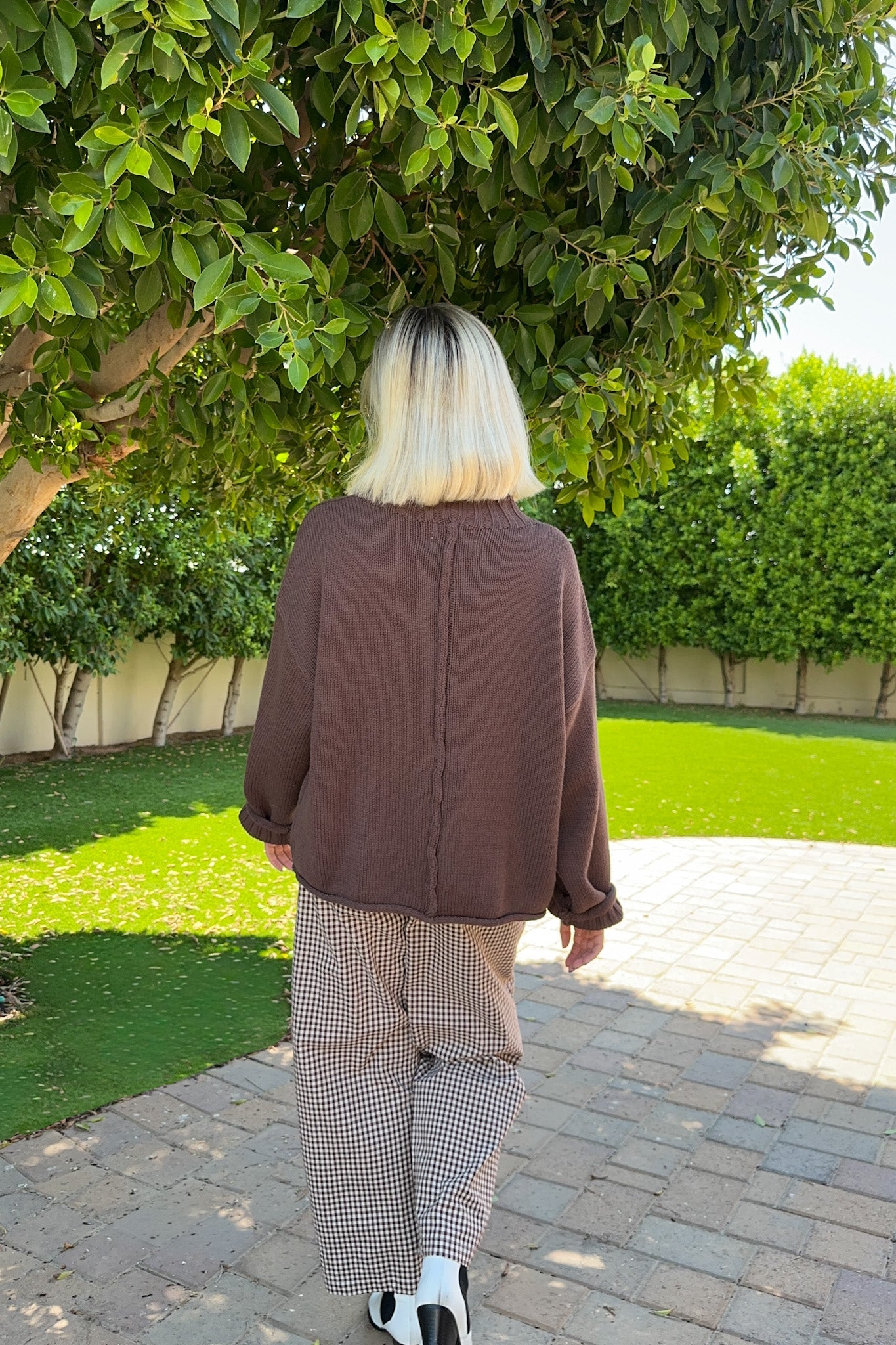 Chelsea Checkered Barrel Pant in Espresso - Neutral Ground