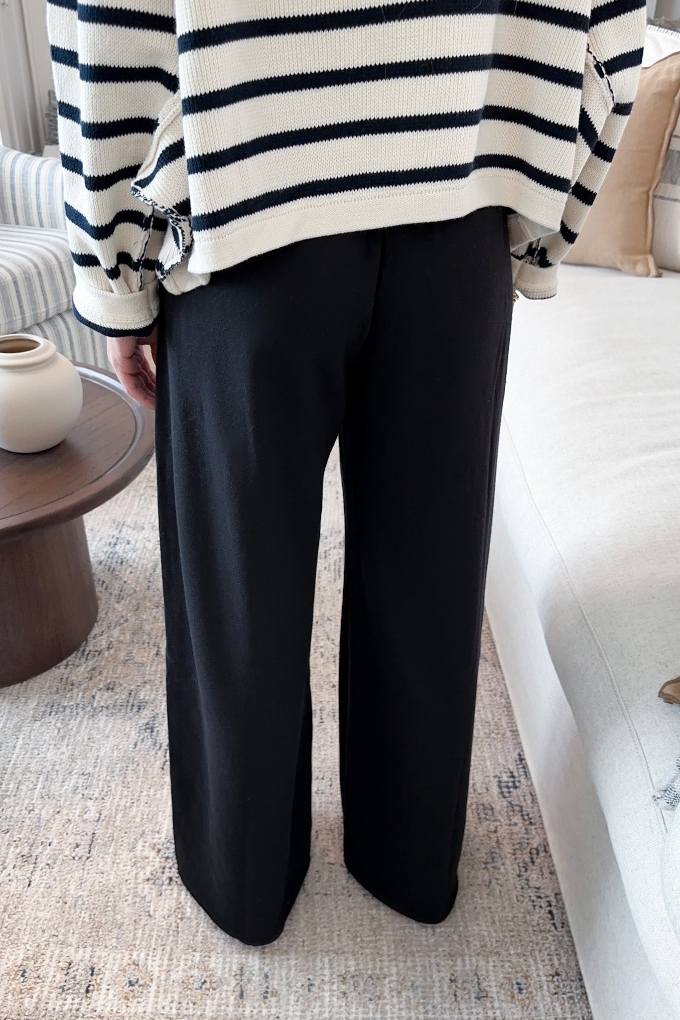 Chelsea Relaxed Lounge Pants in Black - Neutral Ground