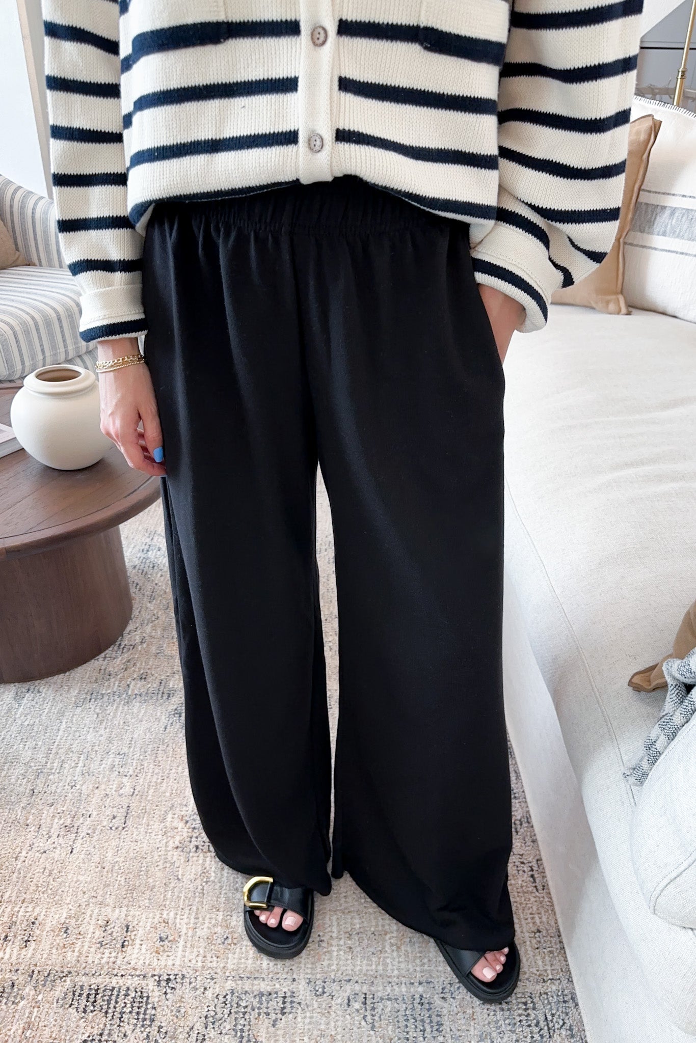 Chelsea Relaxed Lounge Pants in Black - Neutral Ground