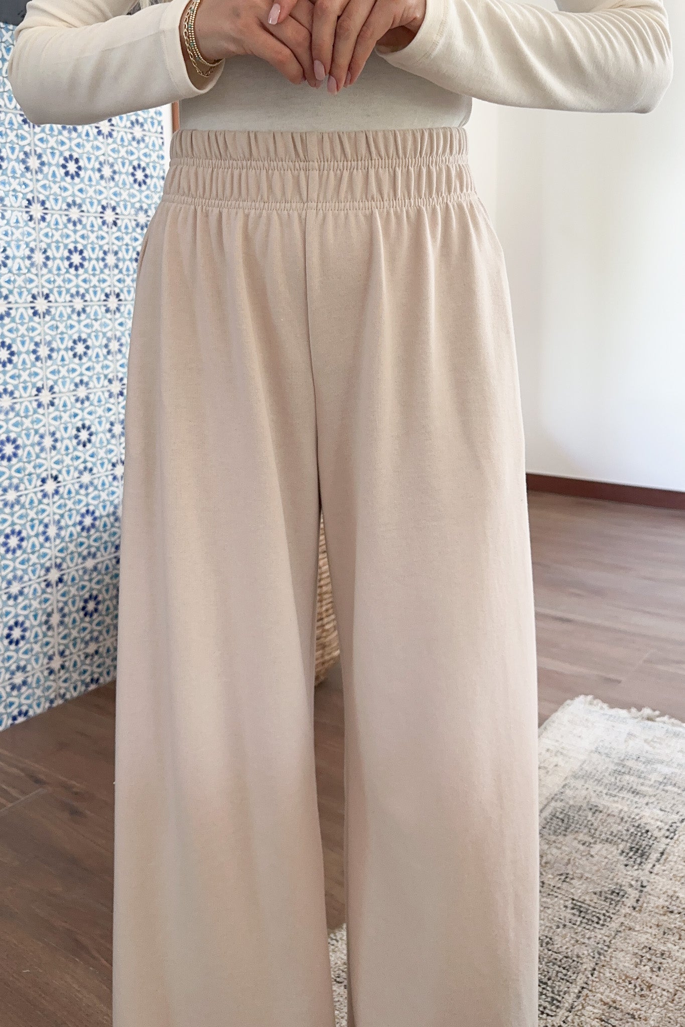 Chelsea Relaxed Lounge Pants in Natural - Neutral Ground