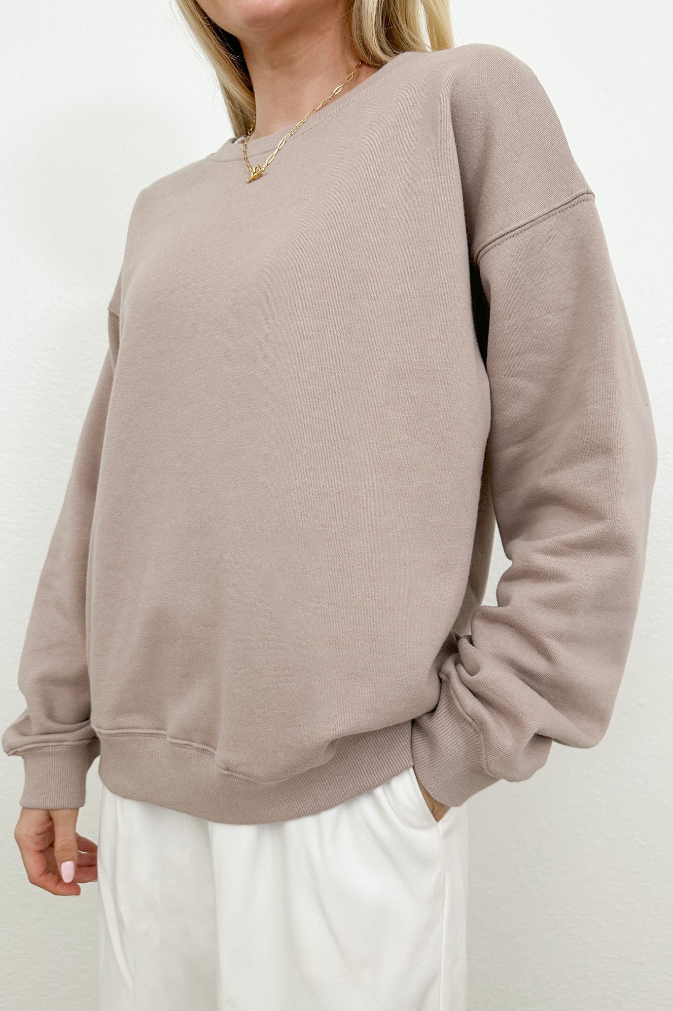 Crew Pullover Sweatshirt in Dusty Rose - Neutral Ground