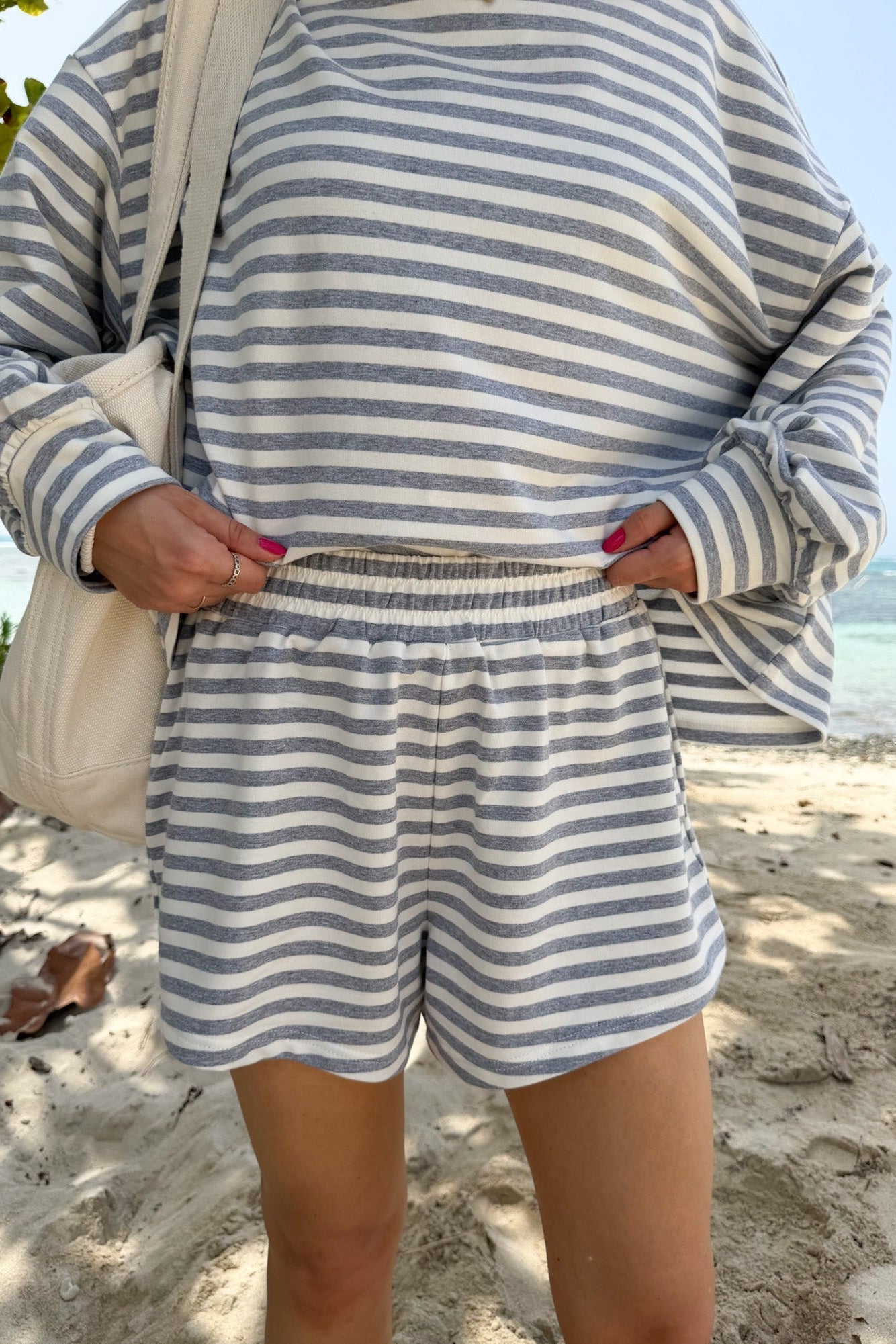 Daily Lightweight Cotton Striped Shorts in Heather Grey - Neutral Ground