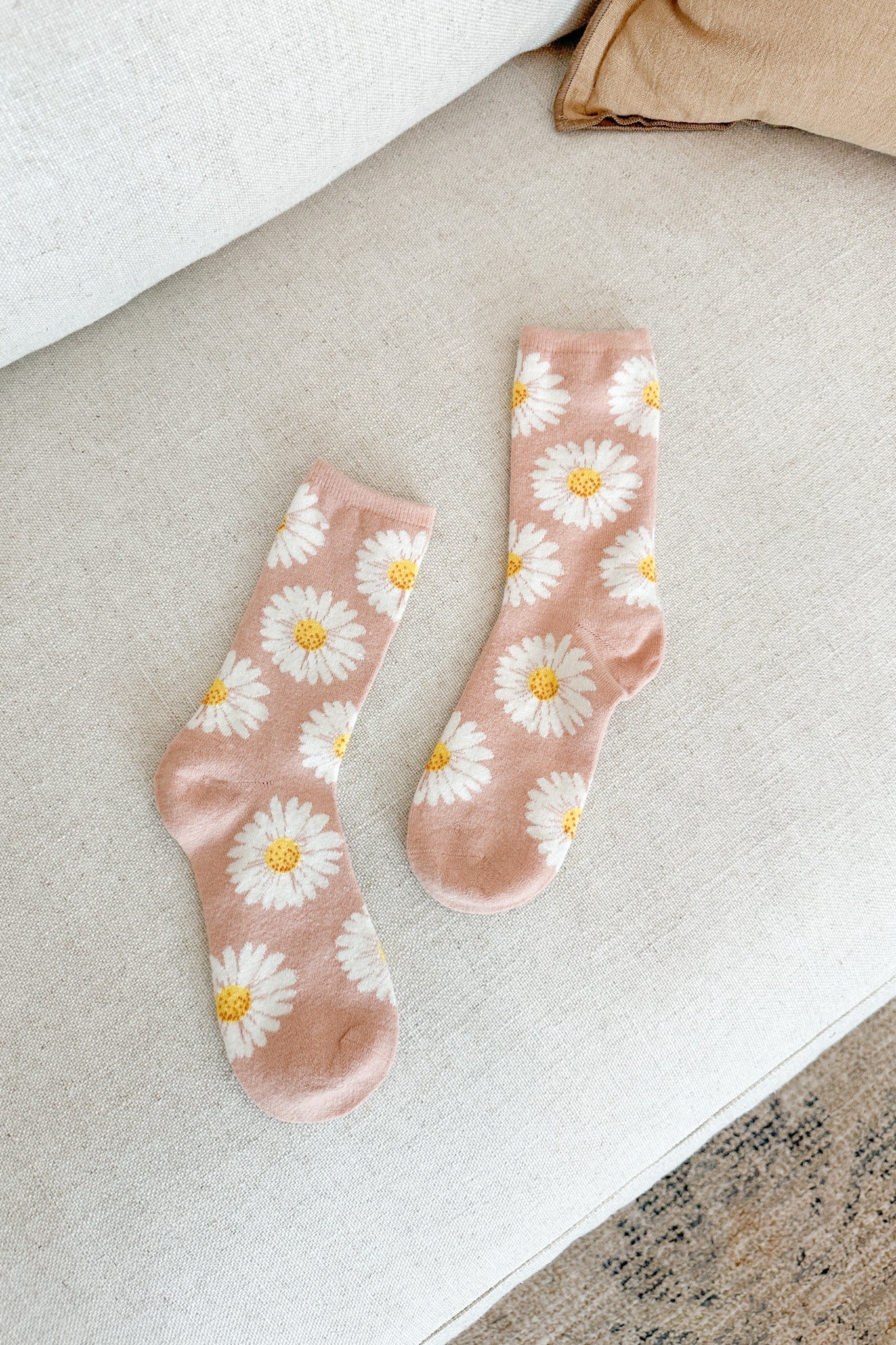 Daisies Cashmere Crew Socks - Neutral Ground