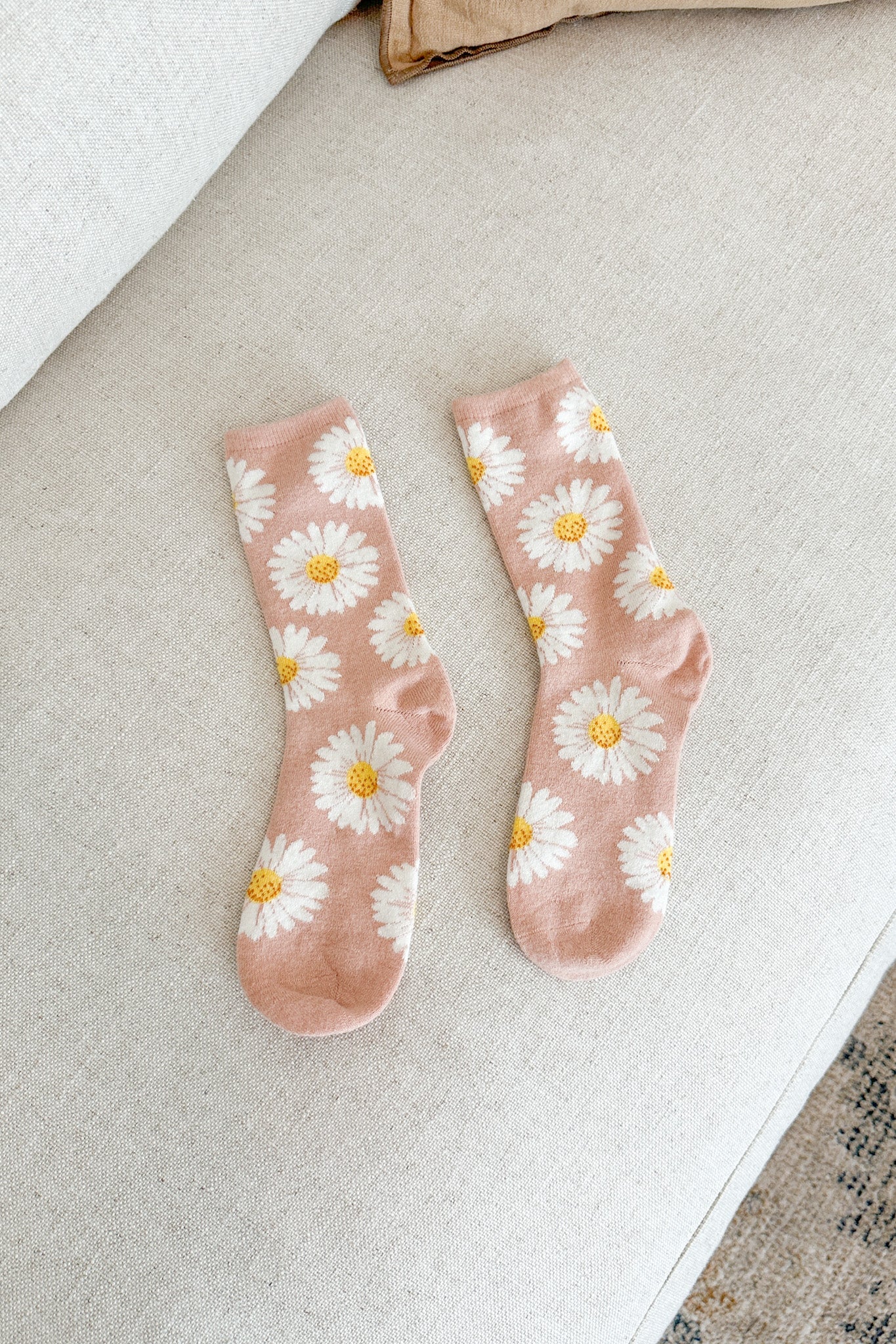 Daisies Cashmere Crew Socks - Neutral Ground