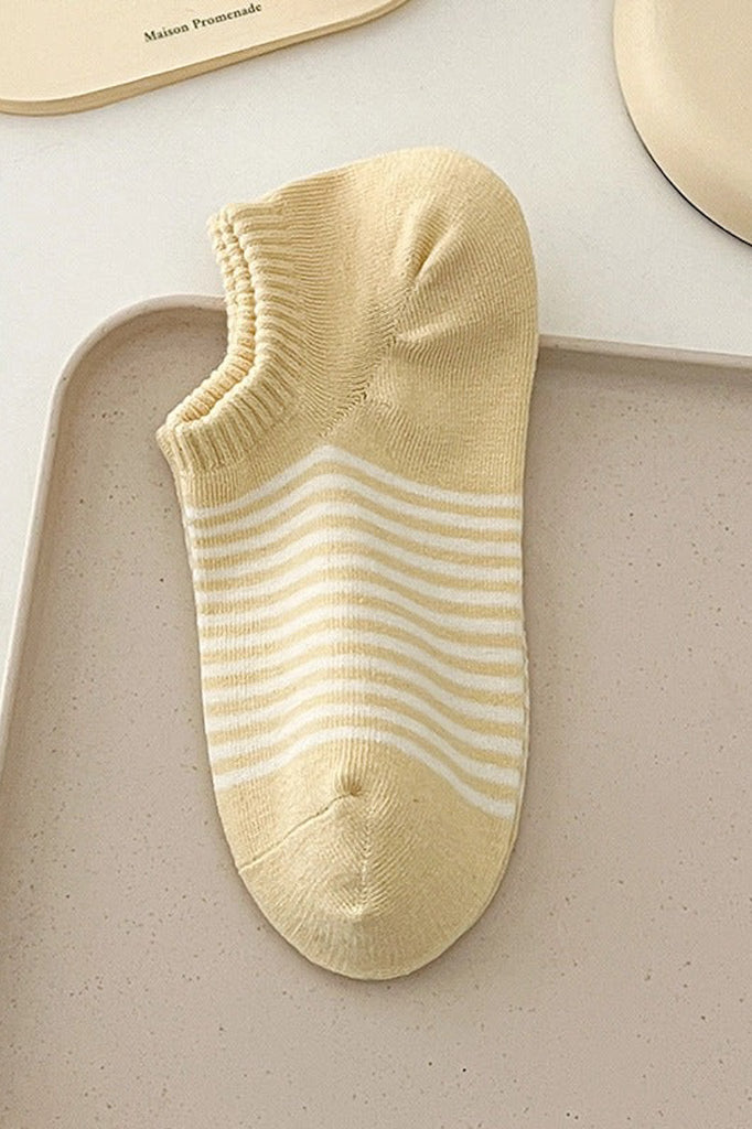 Dash Striped Ankle Socks in Yellow - Neutral Ground