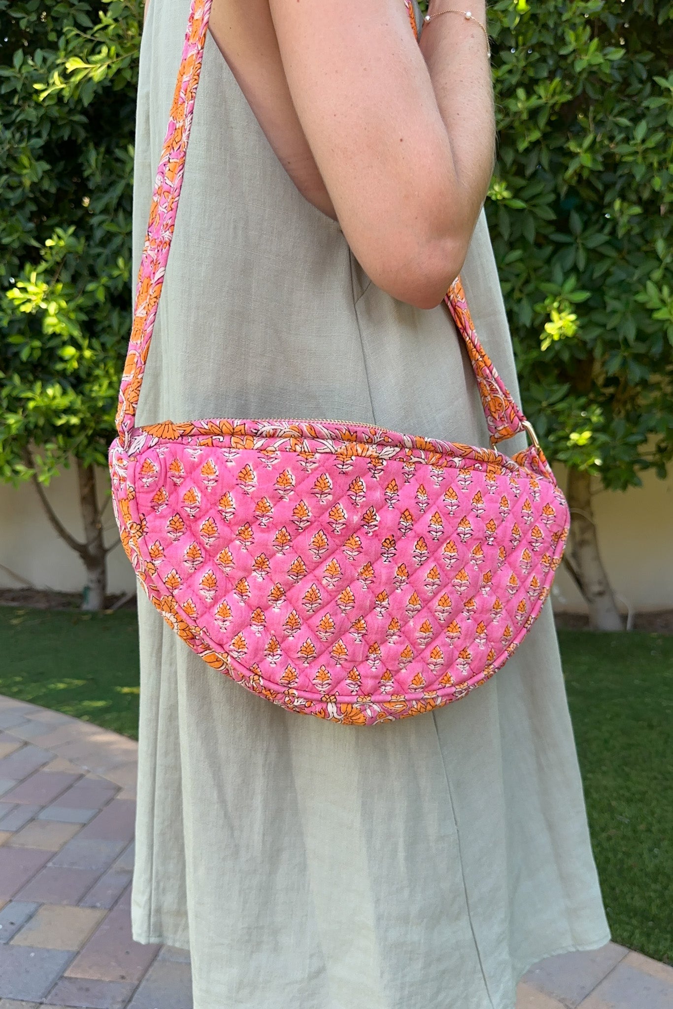 Daytrip Quilted Crossbody Bag in Pink and Orange l Neutral Ground