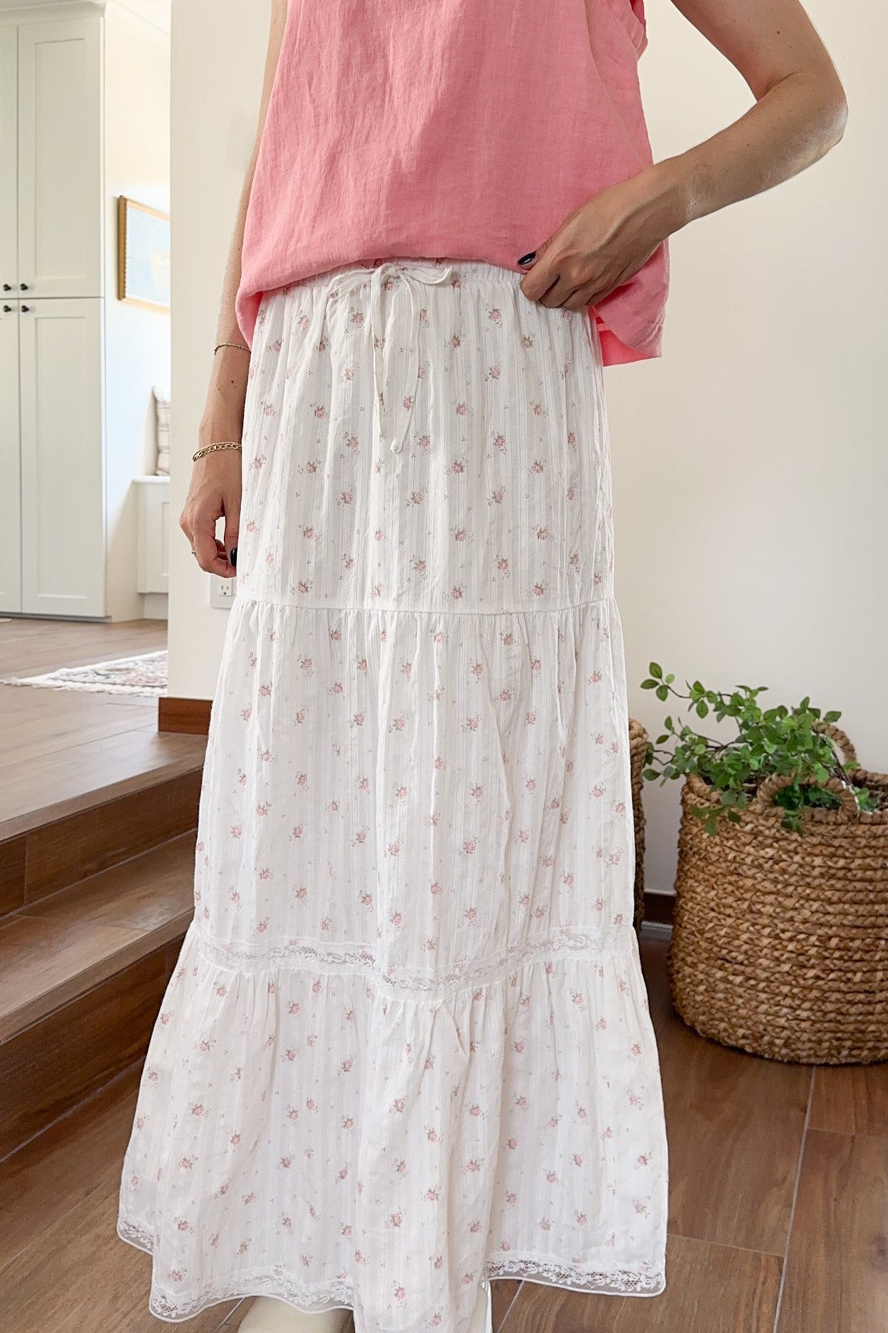 Delilah Floral Print Tiered Skirt - Neutral Ground