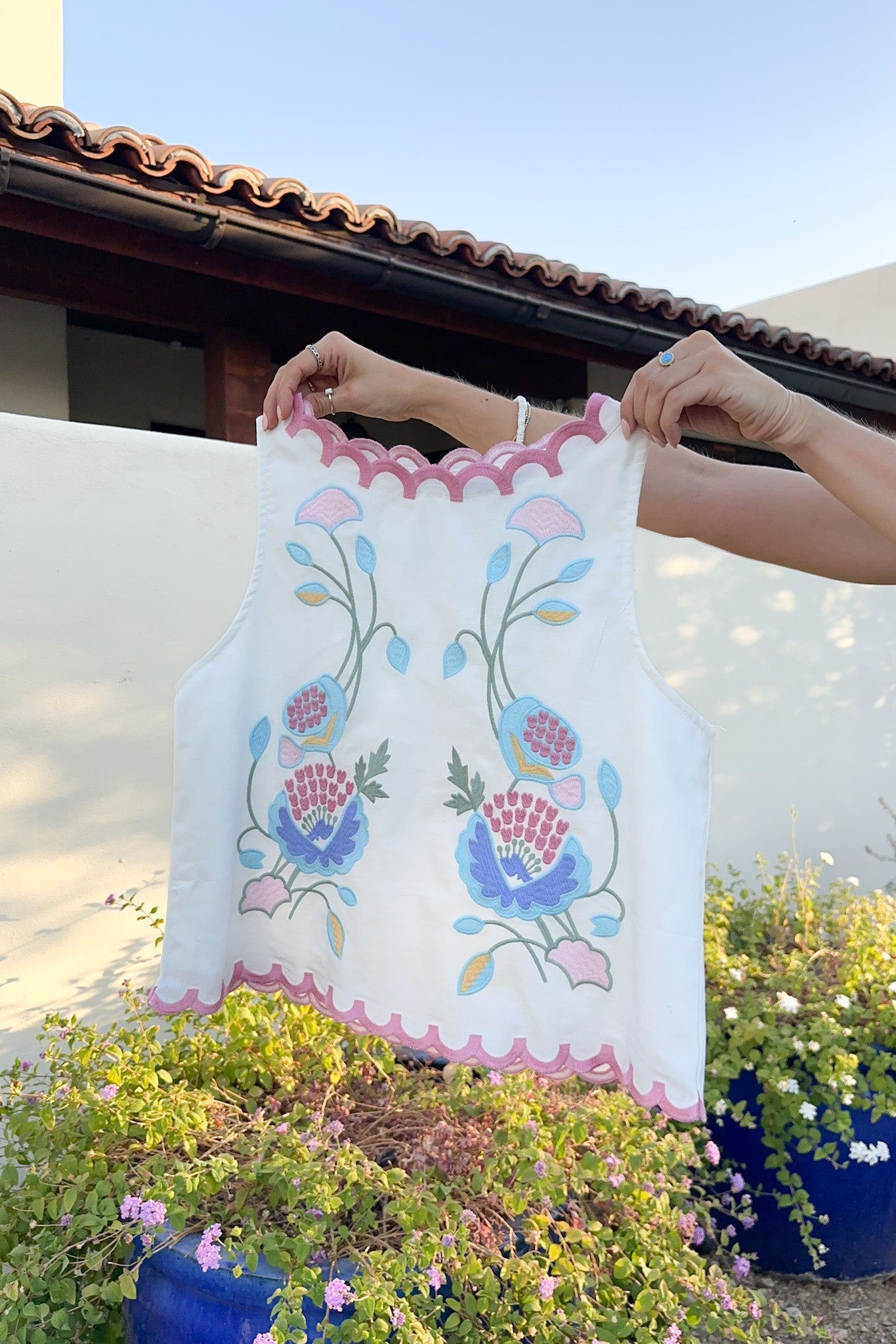 Eloise Sleeveless Floral Embroidered Top in White - Neutral Ground