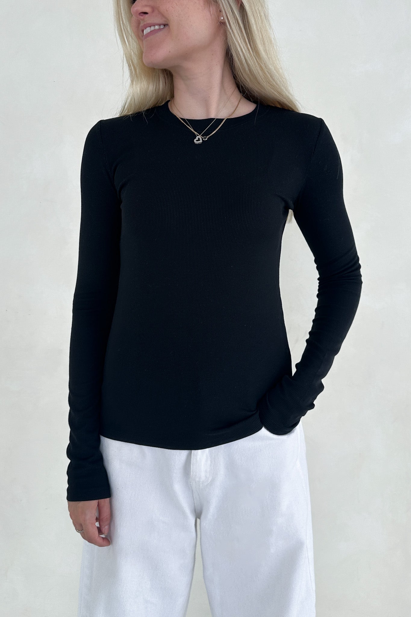 Everyday Layering Top in Black - Neutral Ground