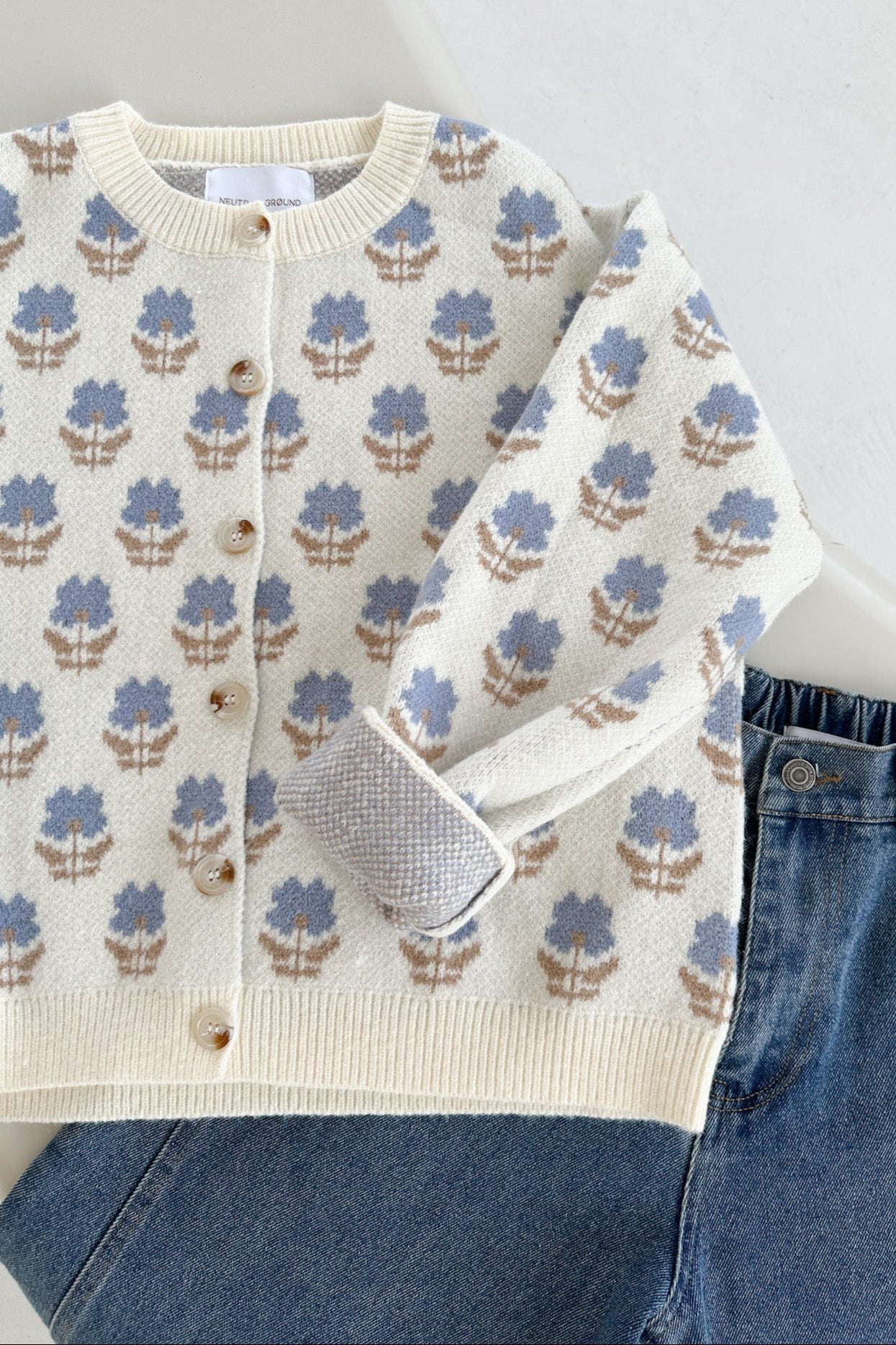 Fallon Periwinkle Floral Cardigan - Neutral Ground