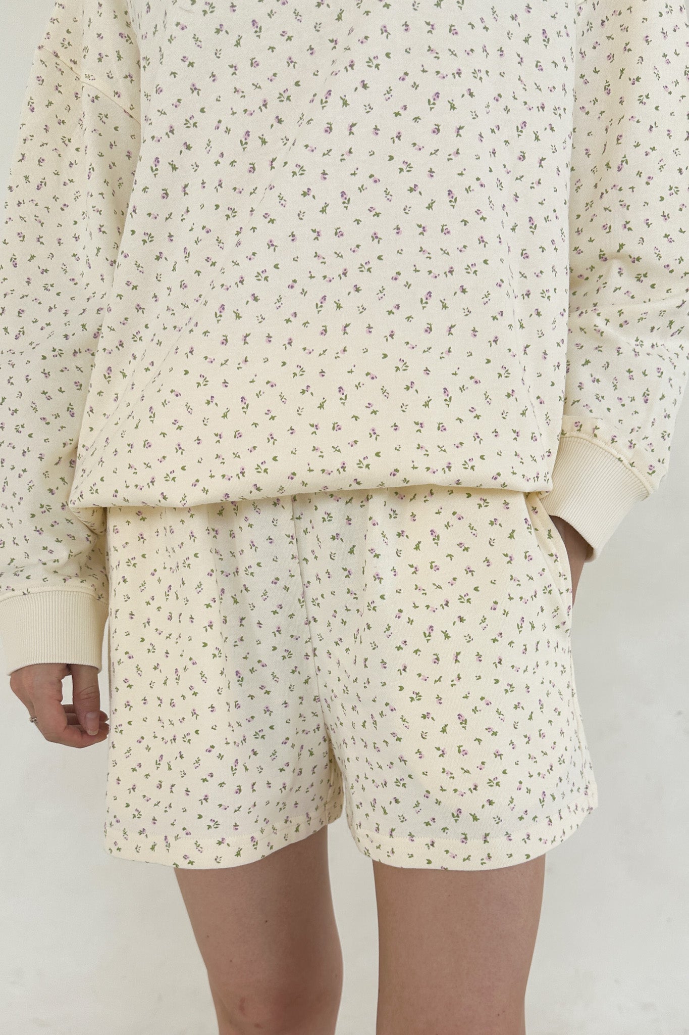 Fleur Cream Ditsy Floral French Terry Lounge Shorts - Neutral Ground