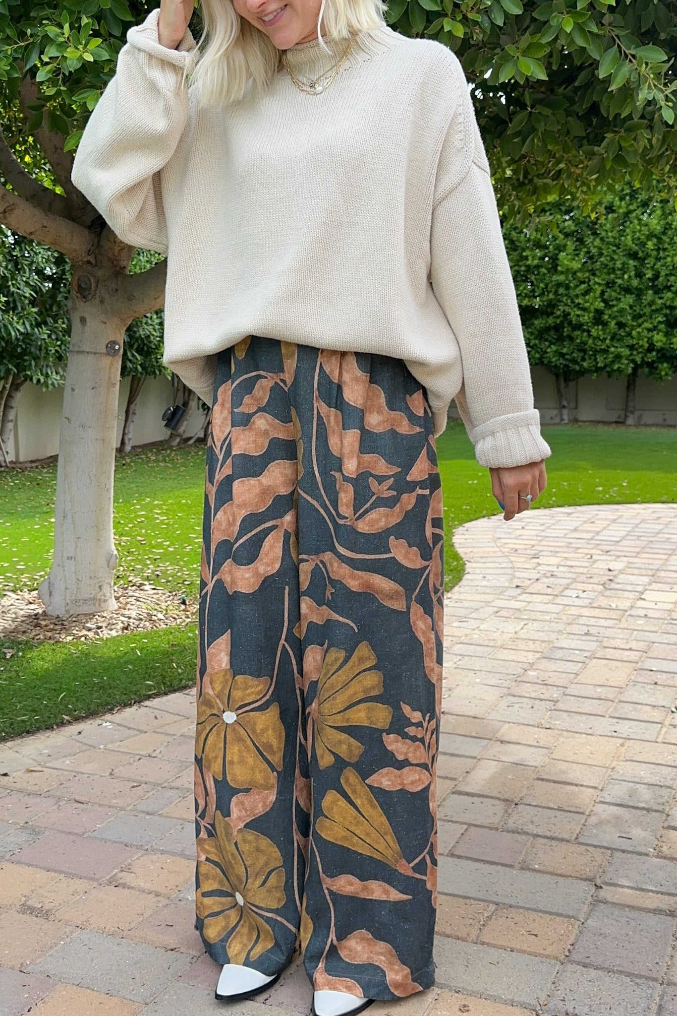 Florence Wide Leg Tropical Print Pants - Neutral Ground