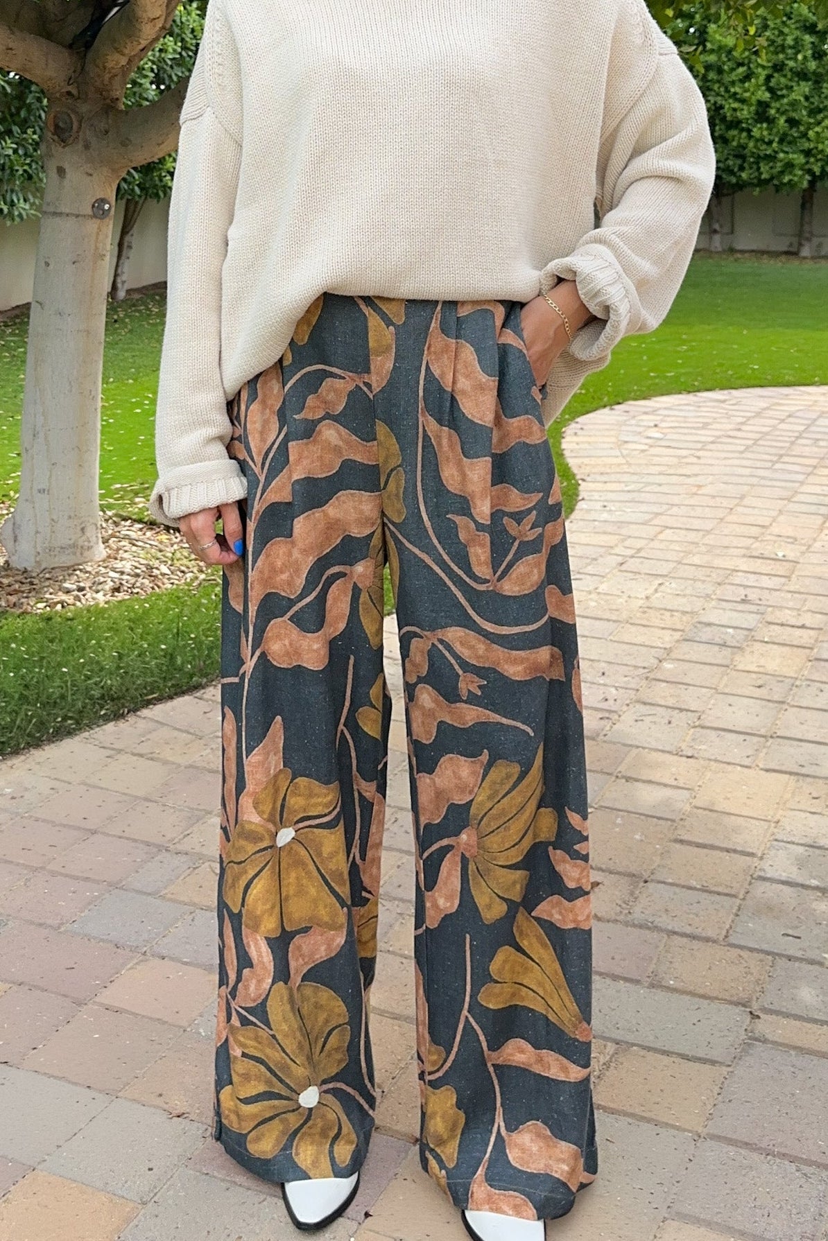 Florence Wide Leg Tropical Print Pants - Neutral Ground