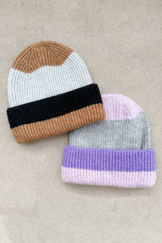 Flurry Colorblock Ribbed Beanie in Black - Neutral Ground