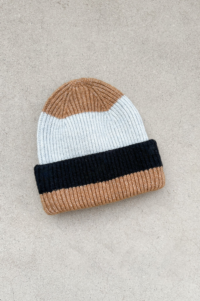 Flurry Colorblock Ribbed Beanie in Black - Neutral Ground