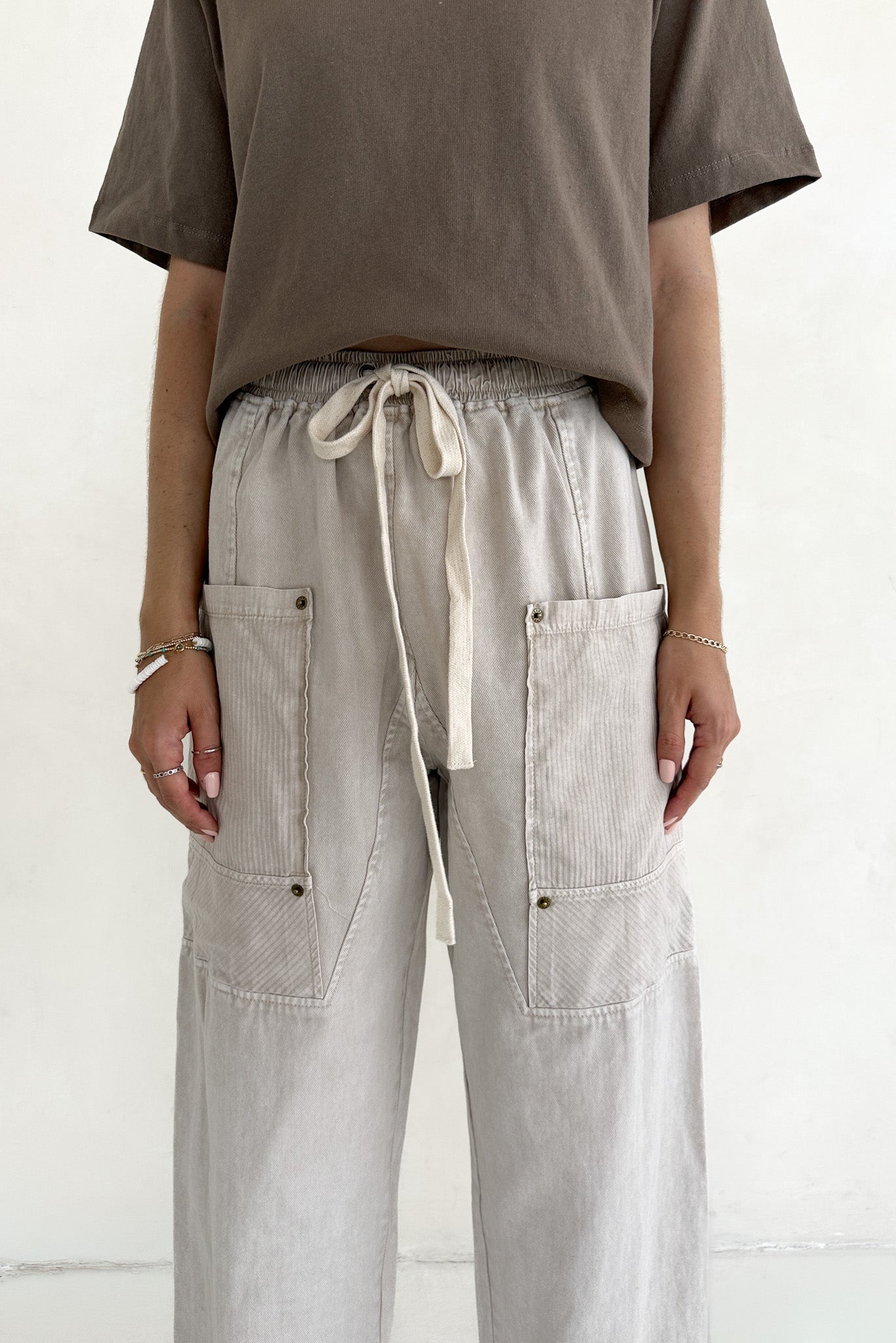 Foundry Patch Pocket Cotton Pants - Neutral Ground
