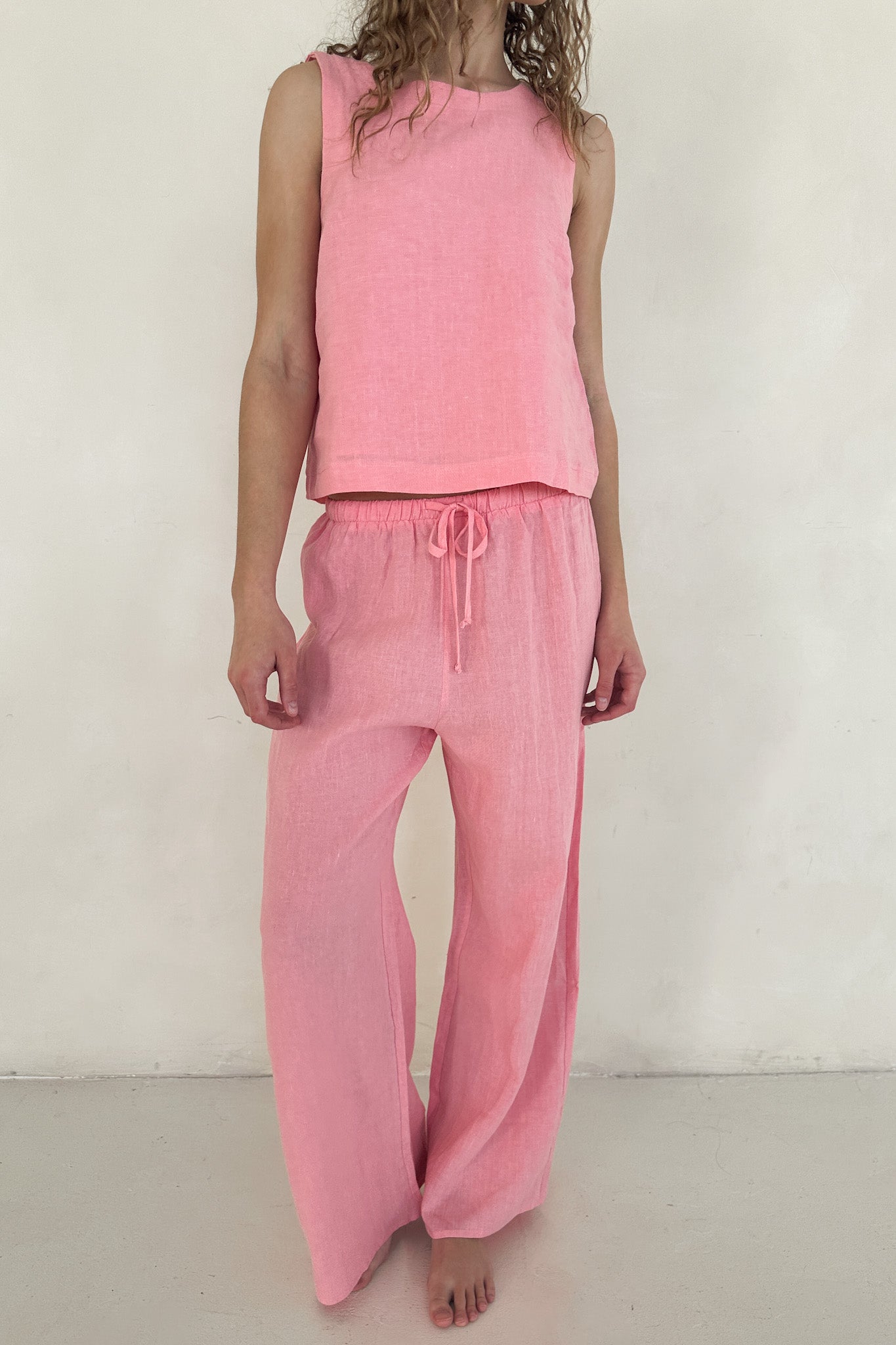 Harbor Linen Top in Bubble Gum - Neutral Ground