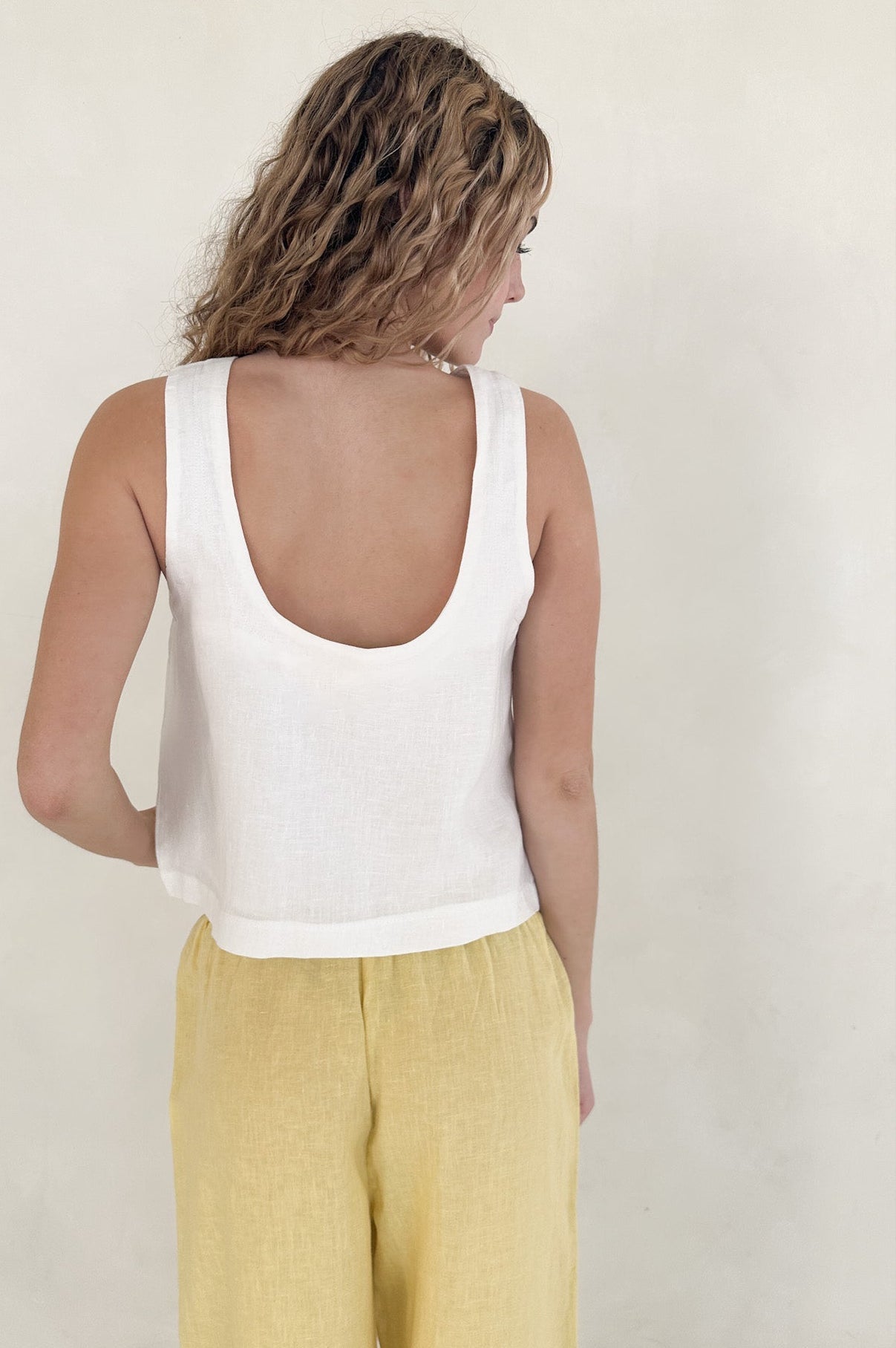 Harbor Linen Top in Coconut - Neutral Ground