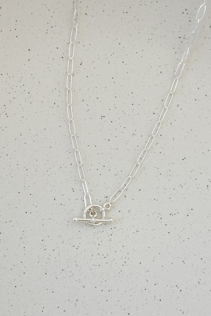 Jenny Toggle Clasp Necklace in Silver - Neutral Ground