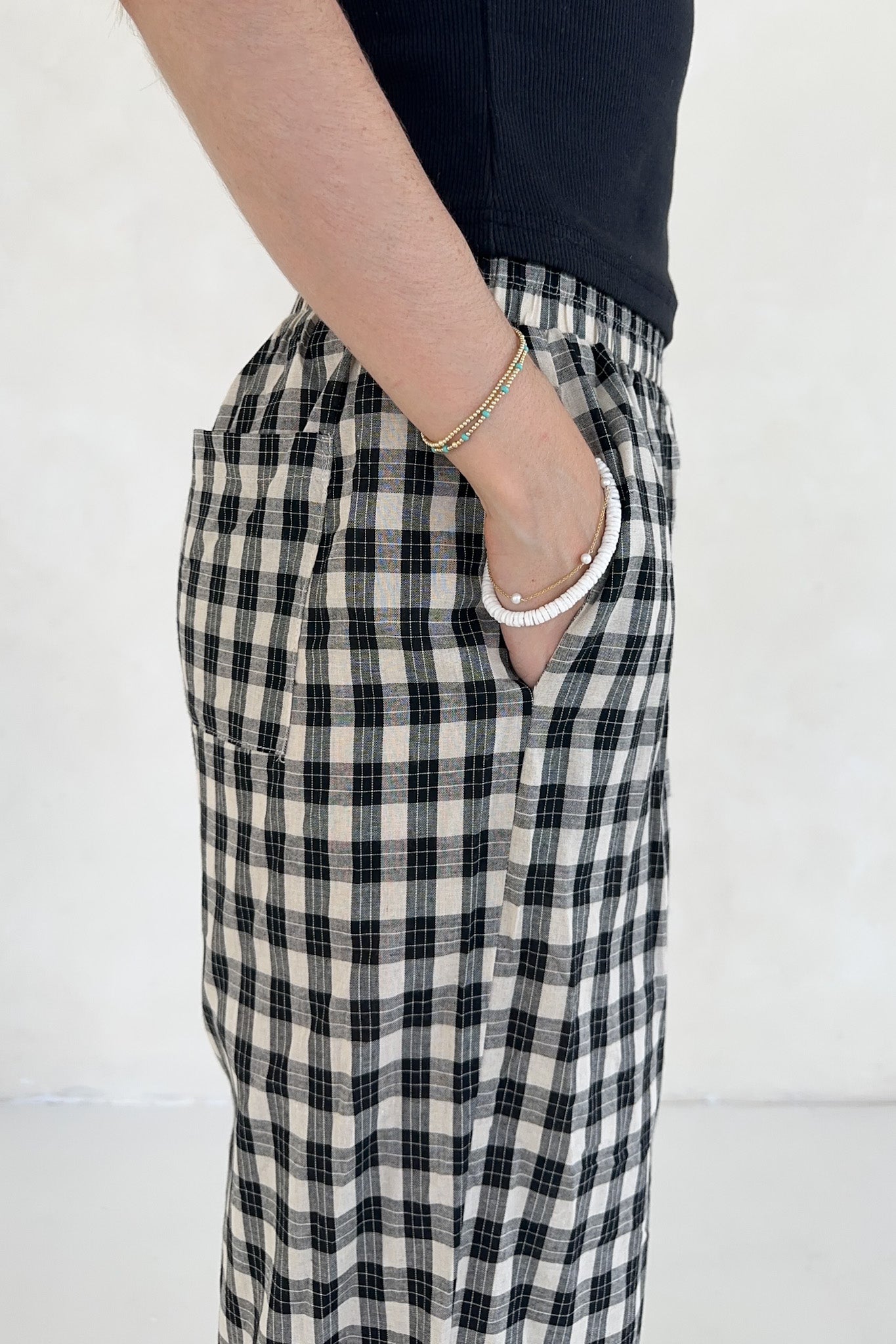 Johnny Cotton Paid Pants in Black - Neutral Ground