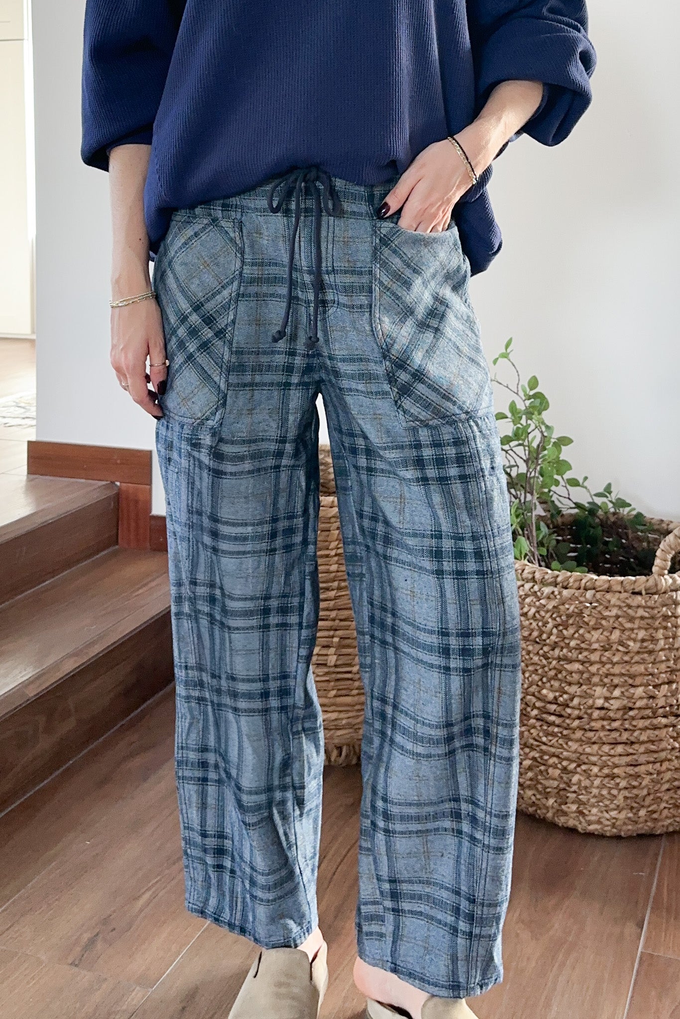 Lainey Plaid Cotton Barrel Pants - Neutral Ground