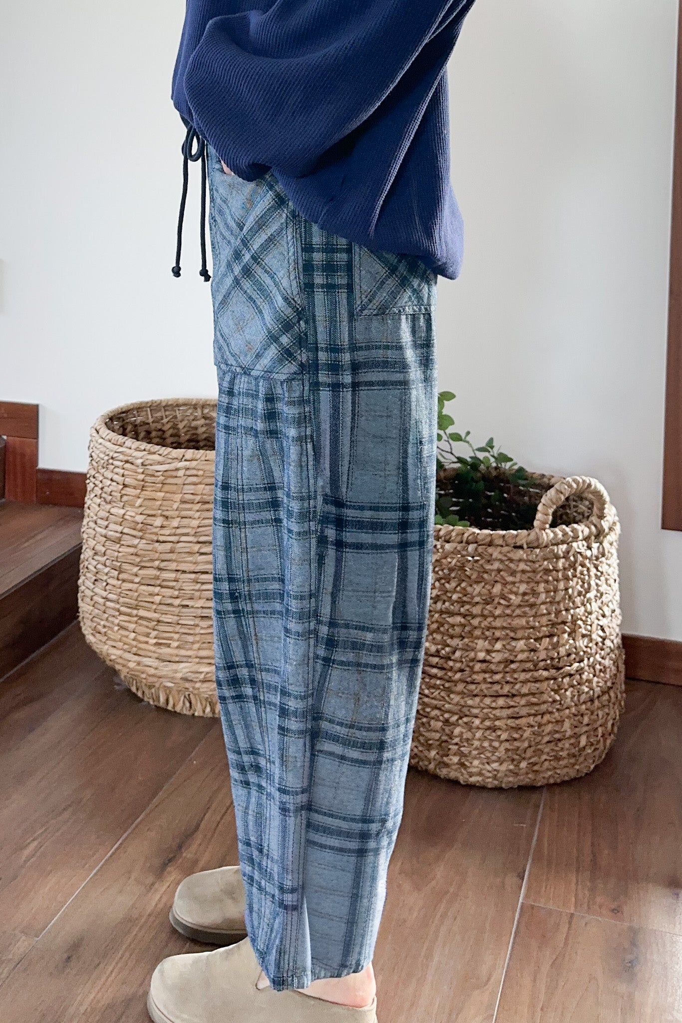 Lainey Plaid Cotton Barrel Pants - Neutral Ground