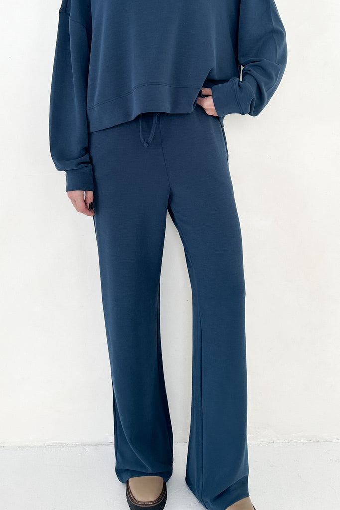 Like Butter Pants in Midnight Blue - Neutral Ground