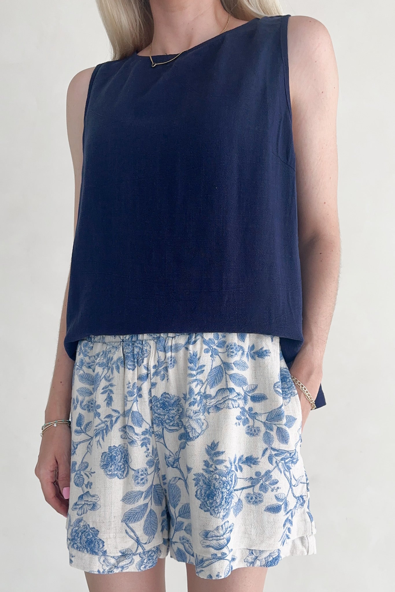 Madison Linen Blend Relaxed Tunic Tank in Navy - Neutral Ground