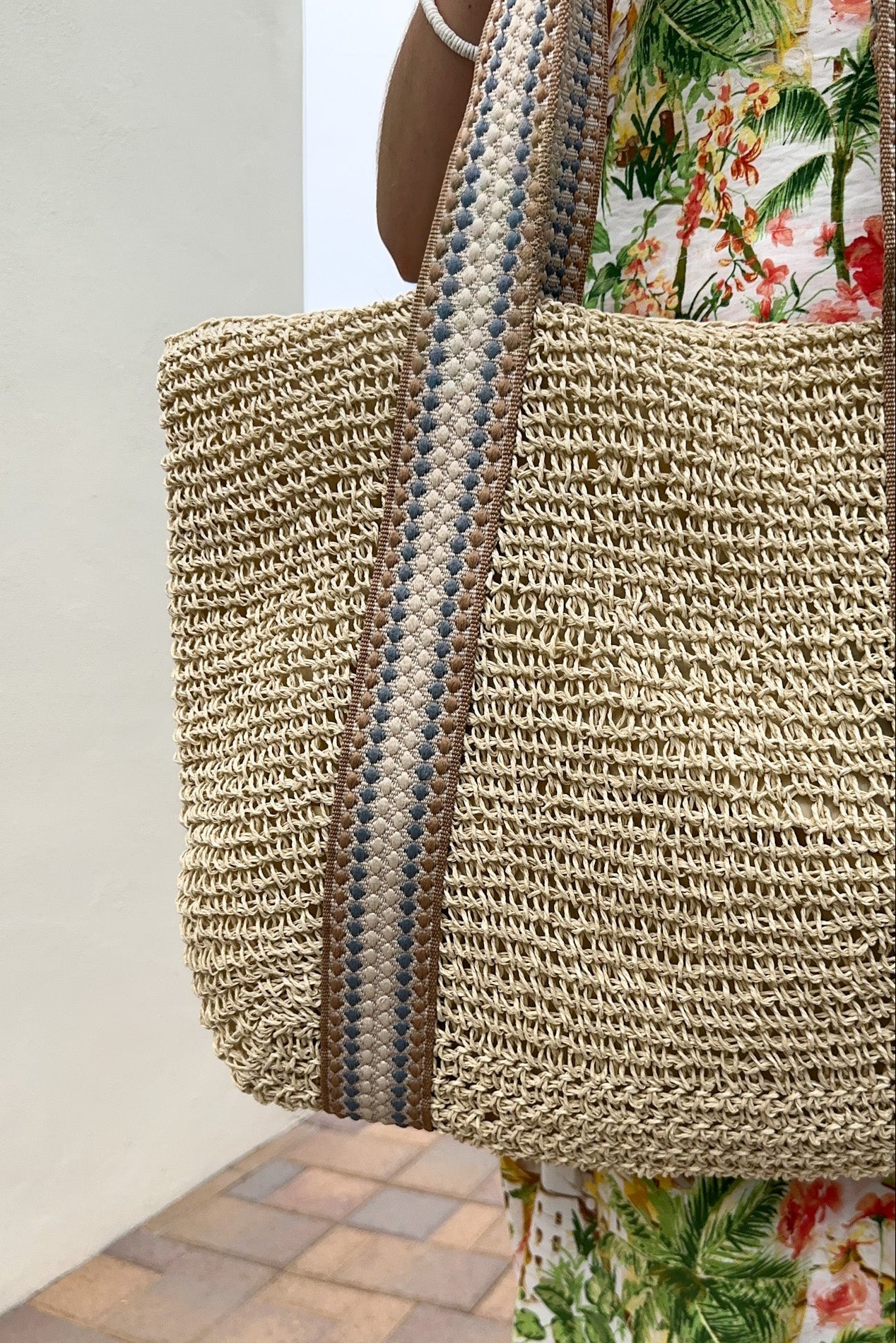 Mallorca Crochet Shoulder Bag - Neutral Ground