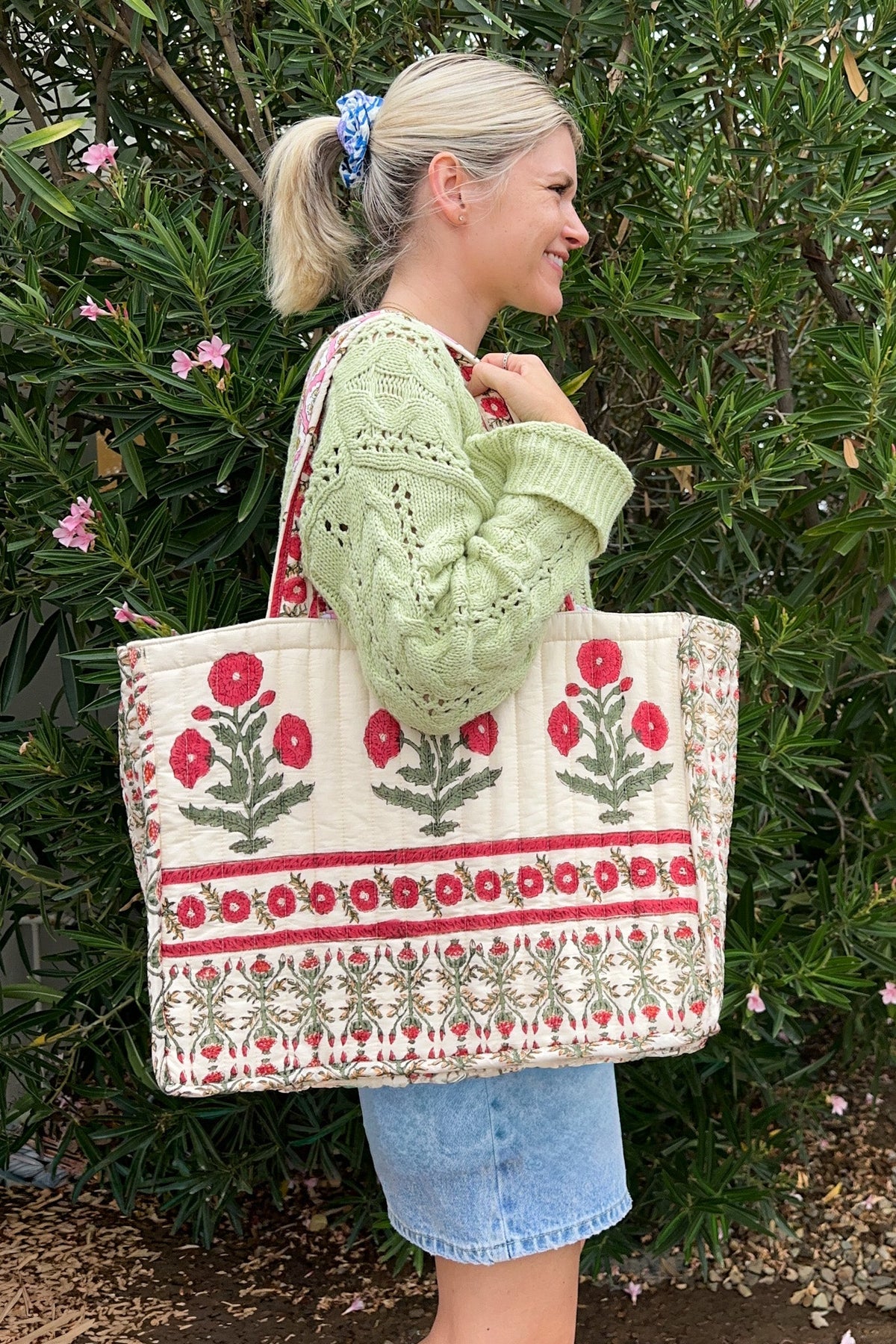 Maxi Market Quilted Tote Bag in Cream and Red - Neutral Ground