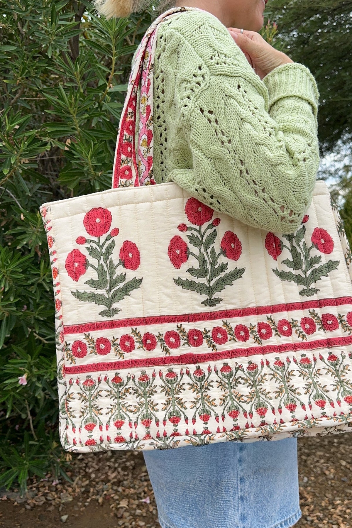 Maxi Market Quilted Tote Bag in Cream and Red - Neutral Ground