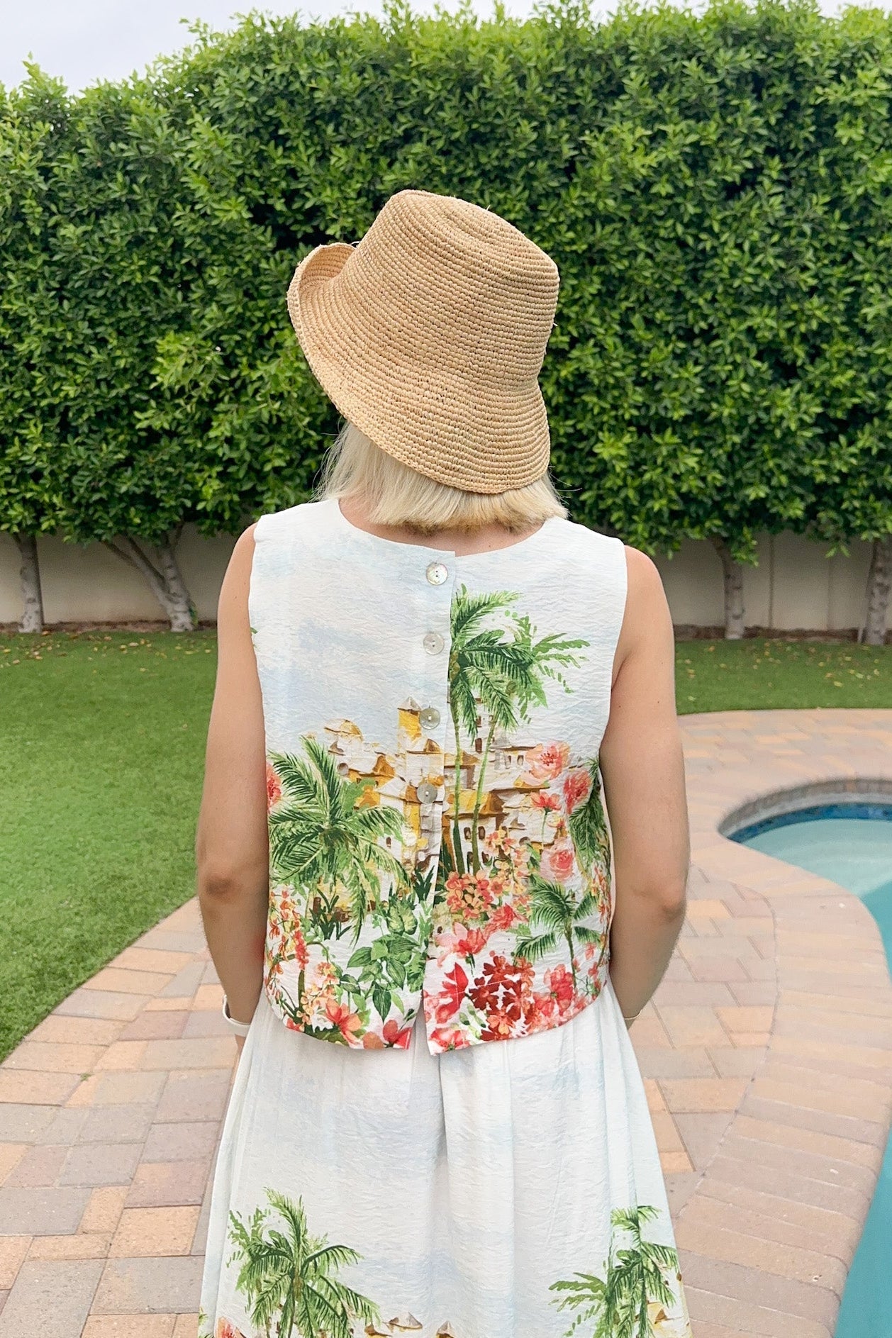 Meet Me in Capri Tropical Print Satin Top - Neutral Ground