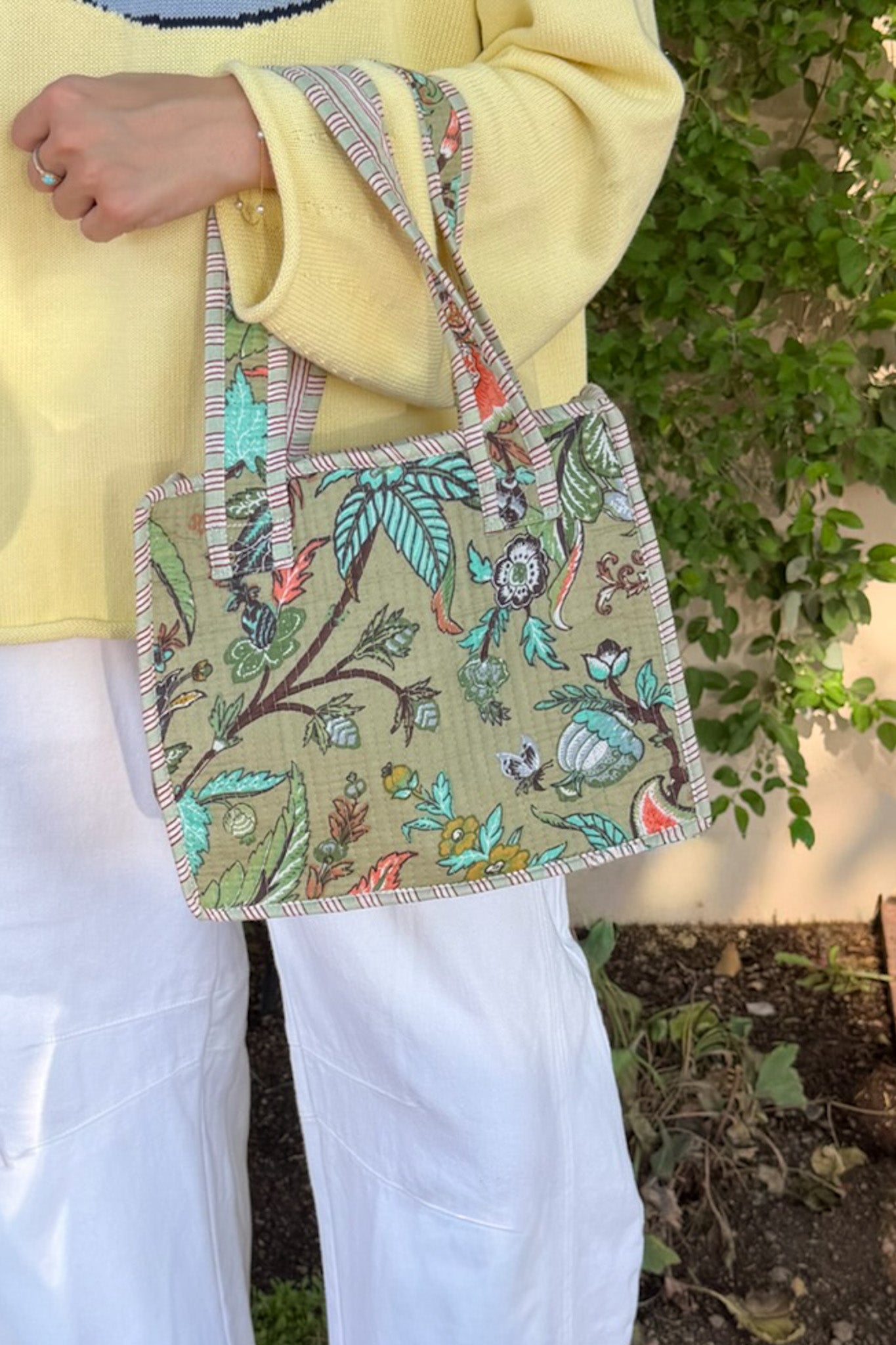 Mini Market Quilted Tote Bag in Floral Sage - Neutral Ground