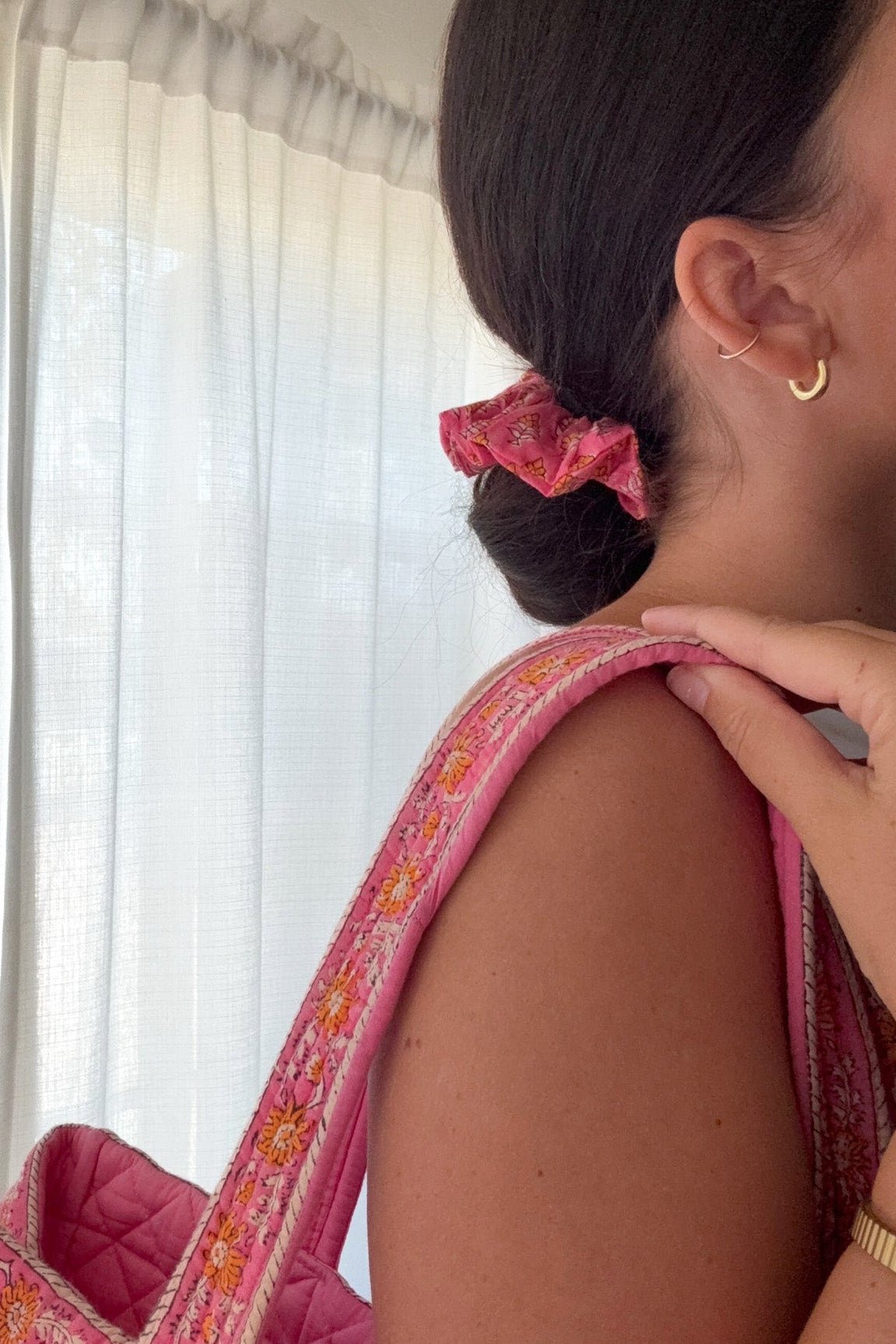 Monroe Ditsy Floral Cotton Scrunchie in Pink and Orange - Neutral Ground